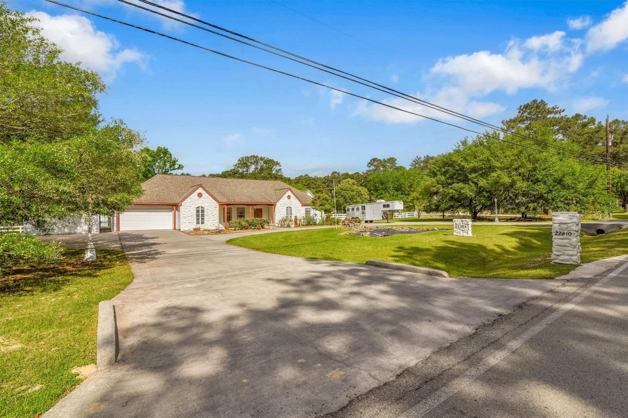 22210 Timber Ridge Drive Property Photo 4