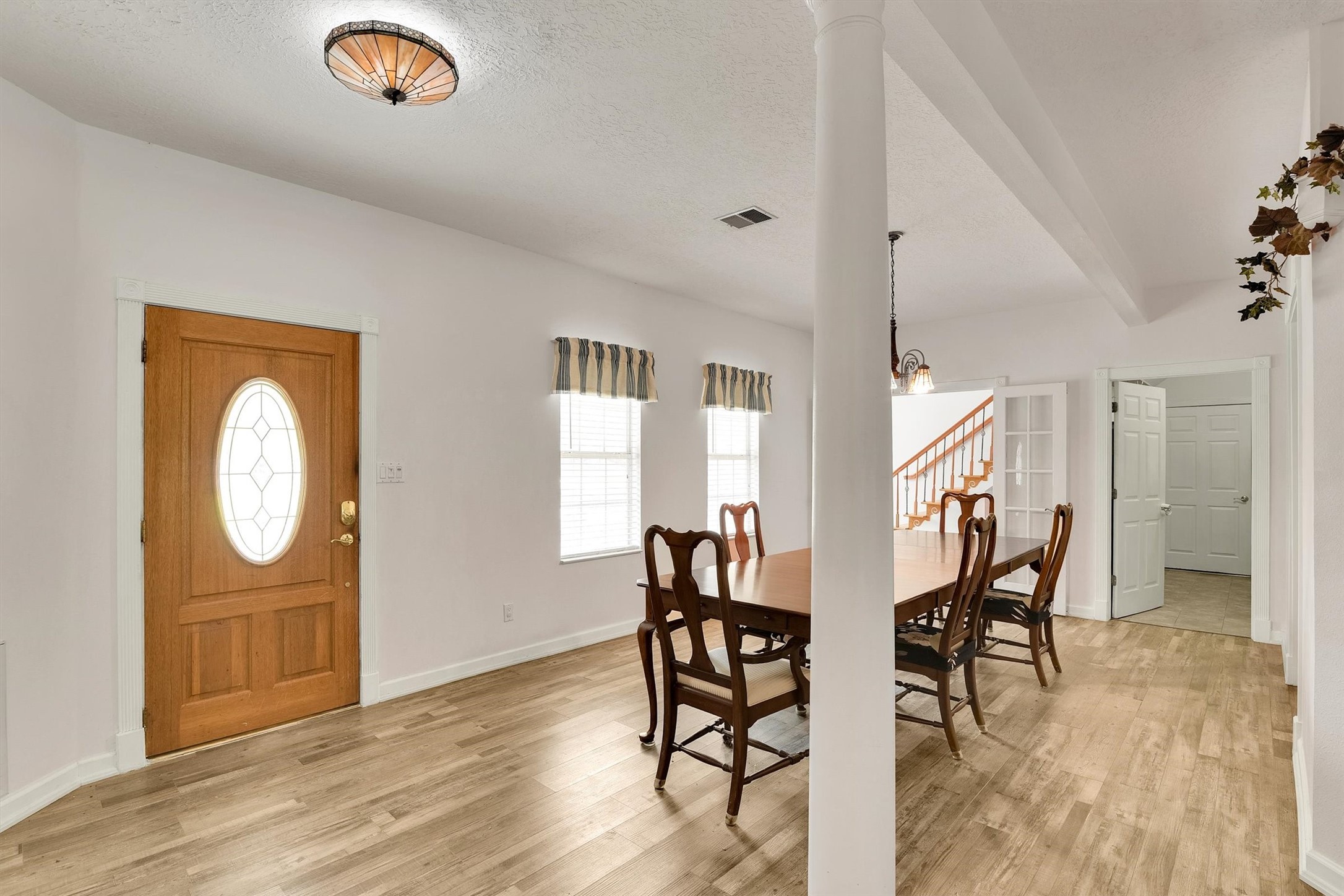 22210 Timber Ridge Drive Property Photo 8
