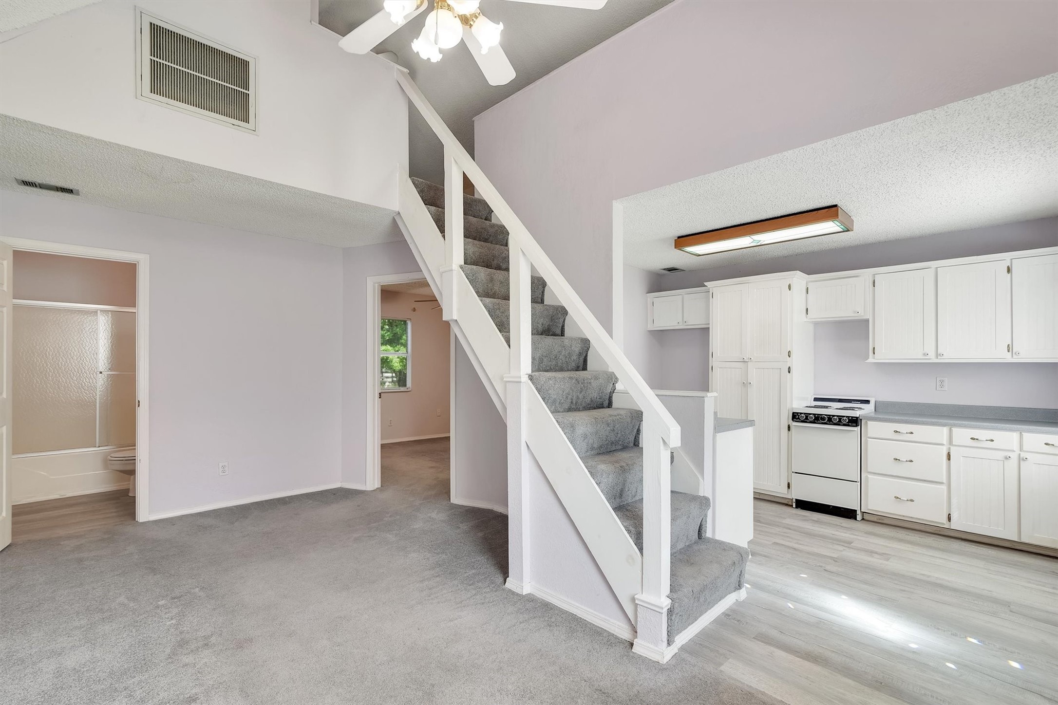 22210 Timber Ridge Drive Property Photo 27