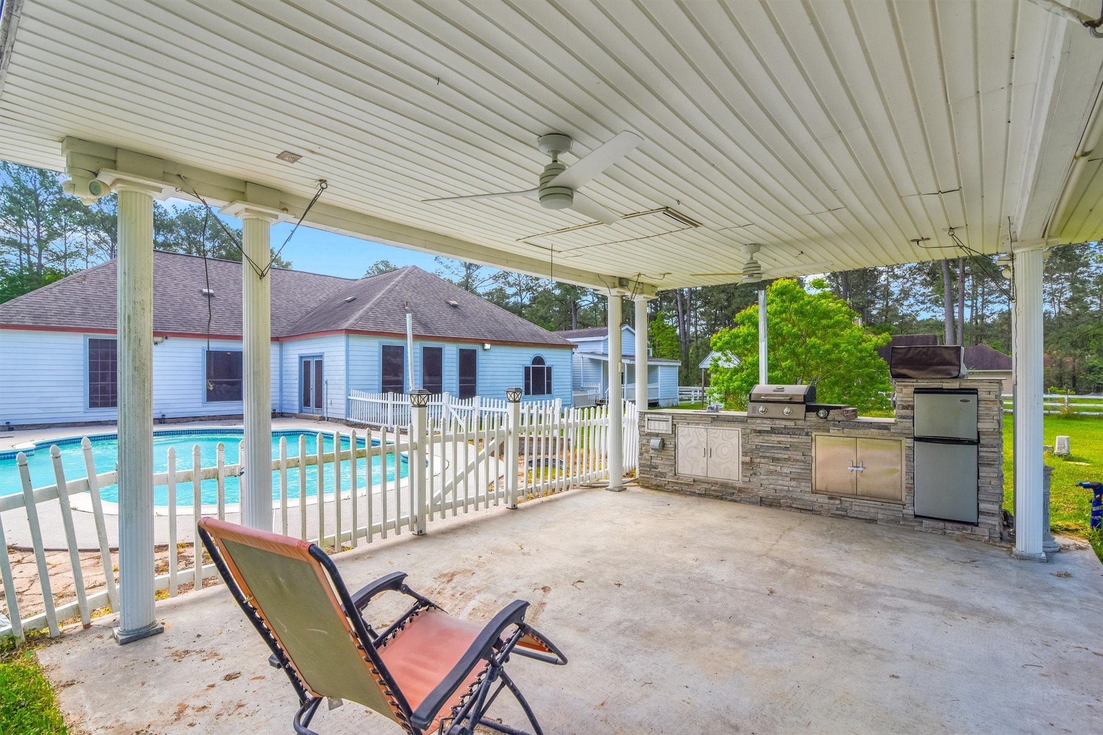 22210 Timber Ridge Drive Property Photo 32