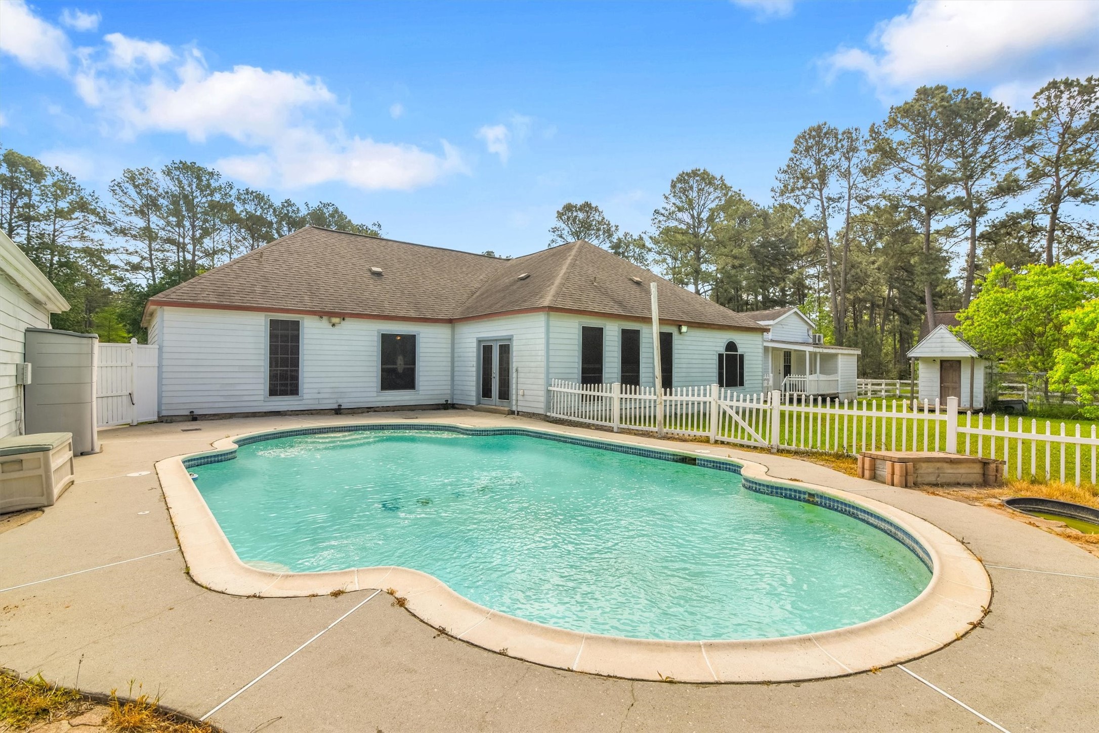 22210 Timber Ridge Drive Property Photo 34