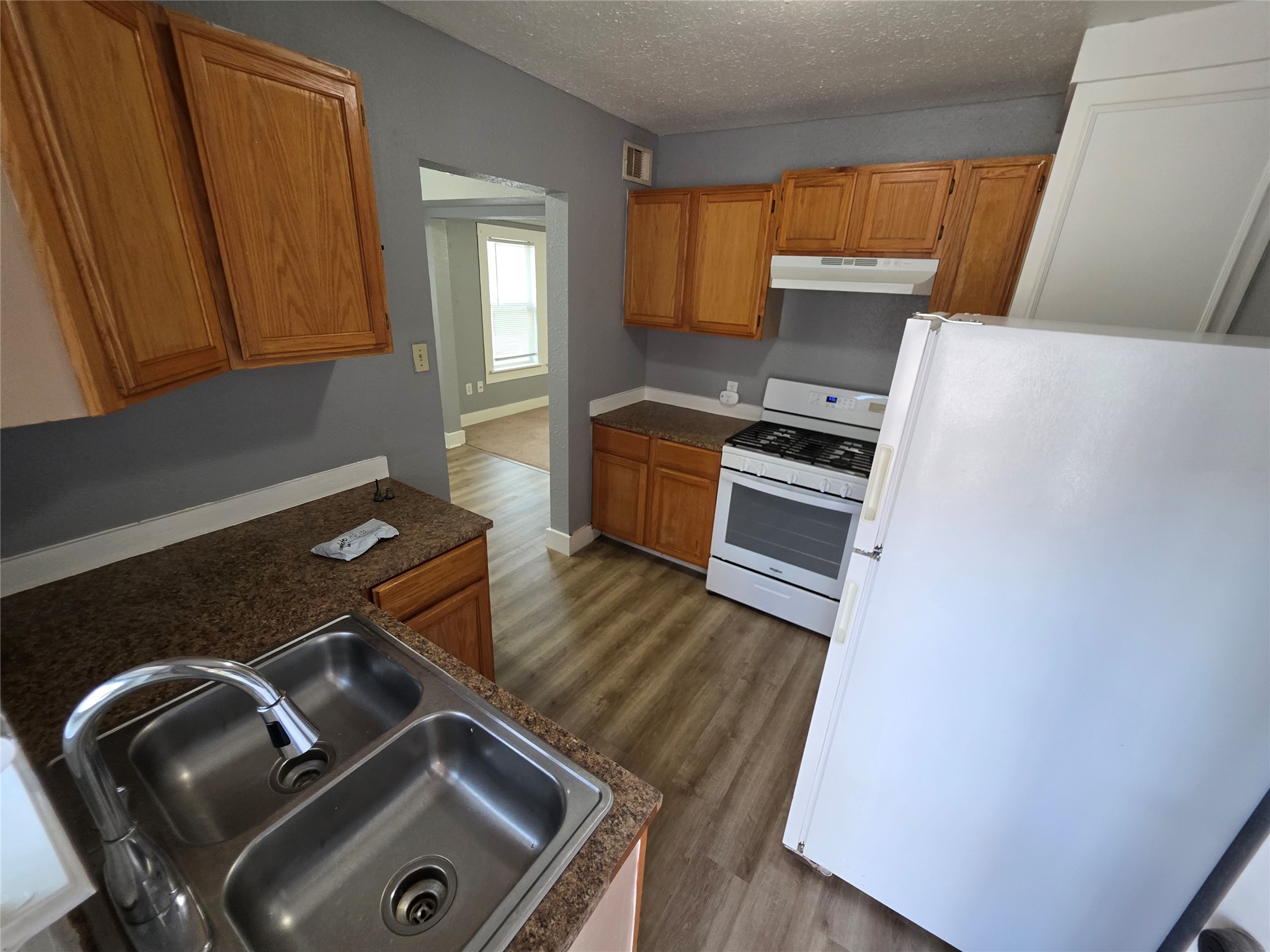 2308 Auburndale Street 4 Property Photo 8