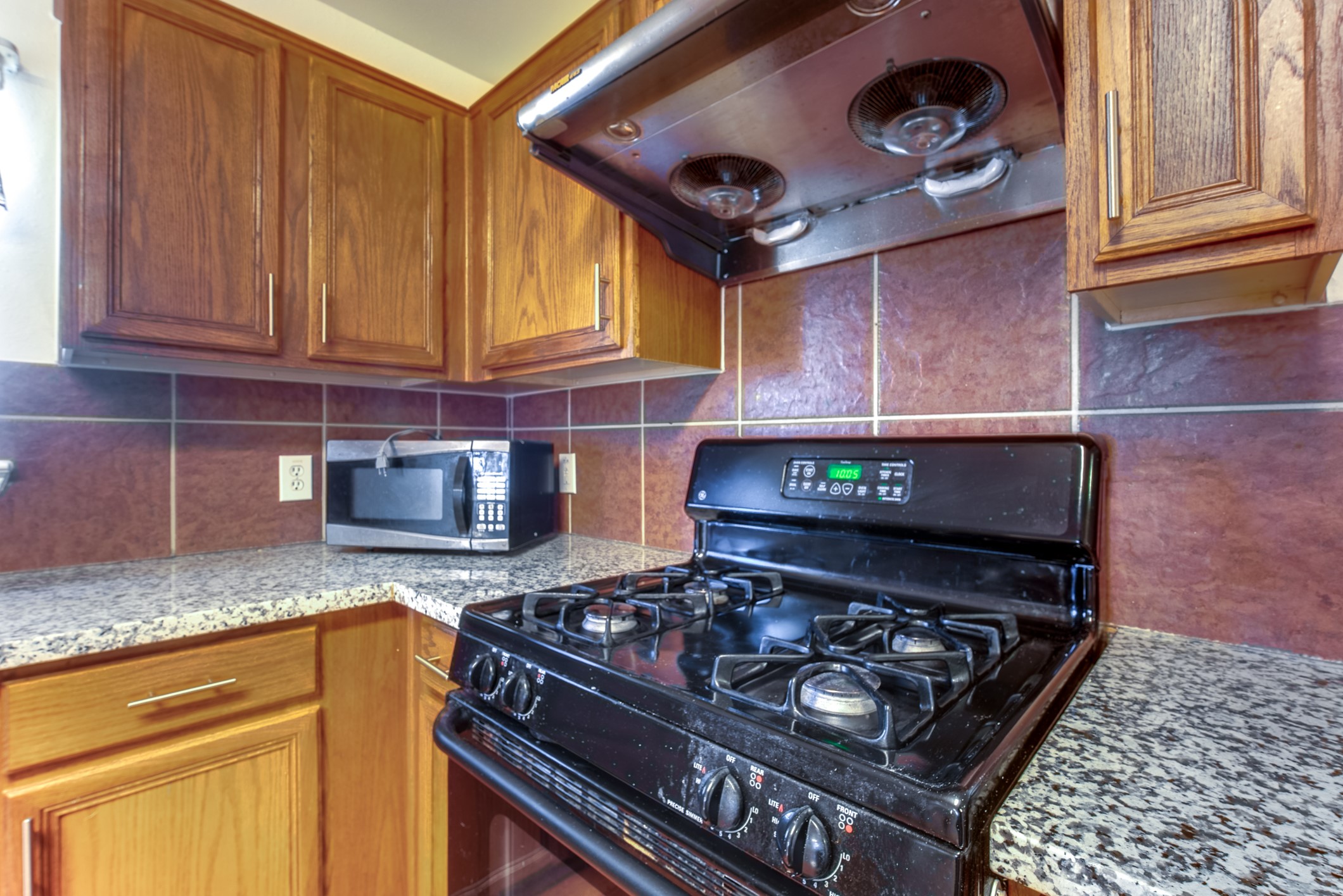18231 Afton Hollow Lane Property Photo 9