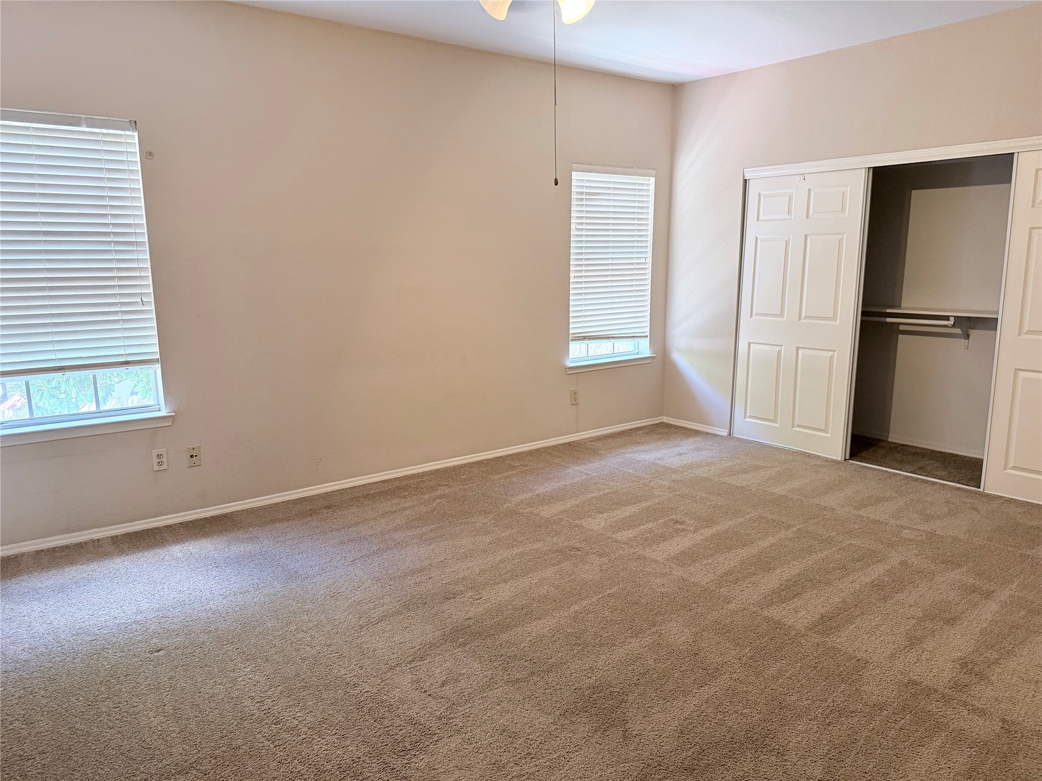 17629 Red Oak Drive 7629 Property Photo 12