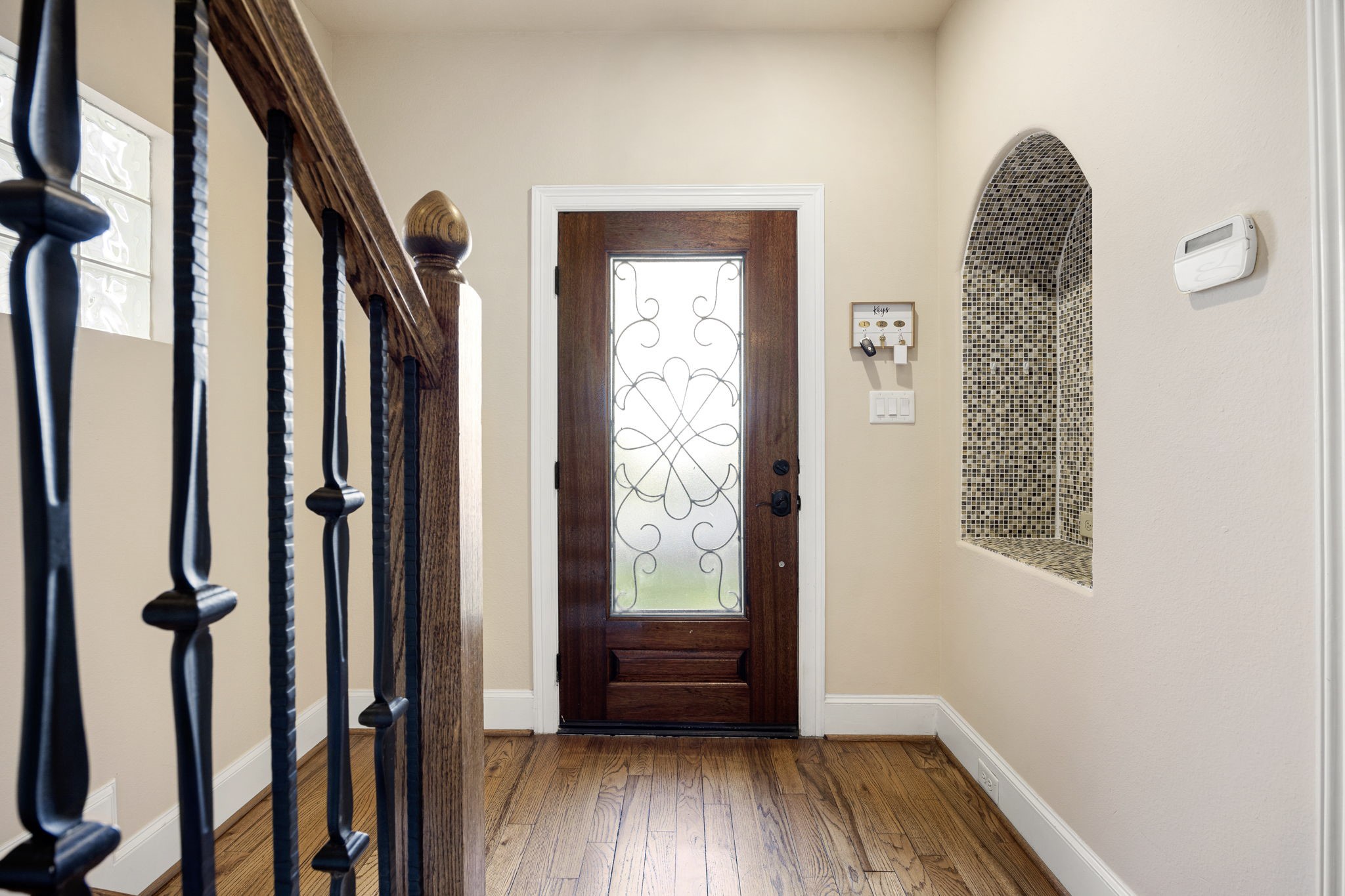 821 Lester Street Property Photo 5