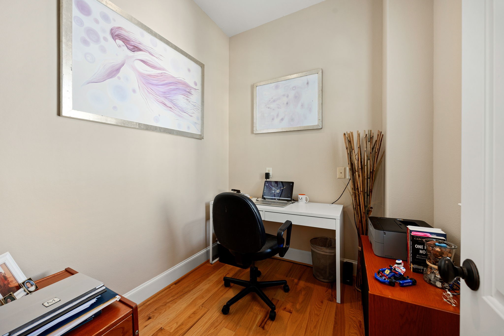 821 Lester Street Property Photo 16