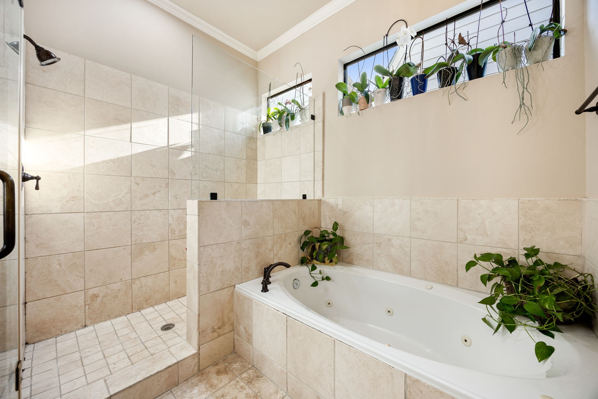 821 Lester Street Property Photo 17