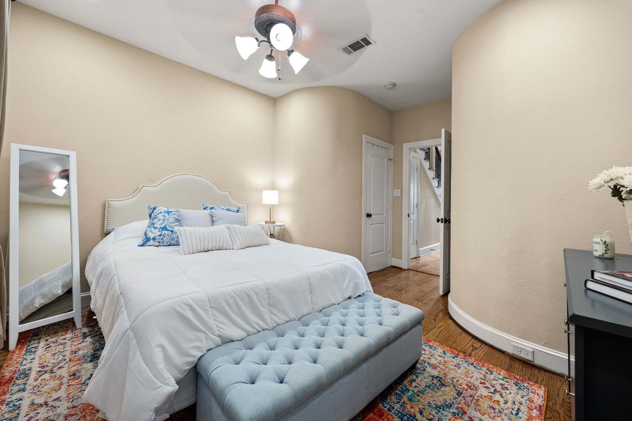 821 Lester Street Property Photo 20