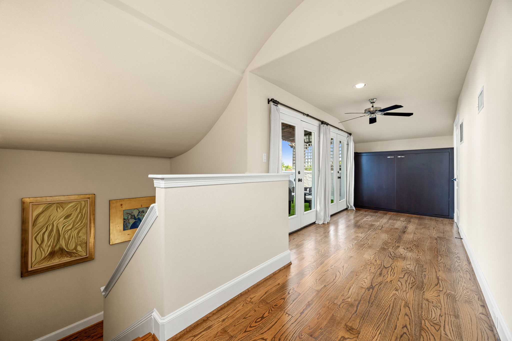 821 Lester Street Property Photo 25