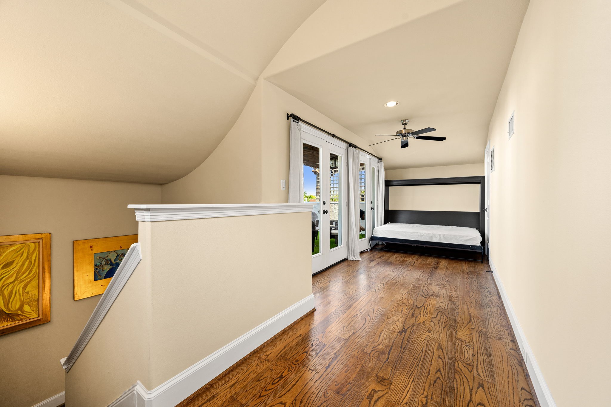 821 Lester Street Property Photo 26