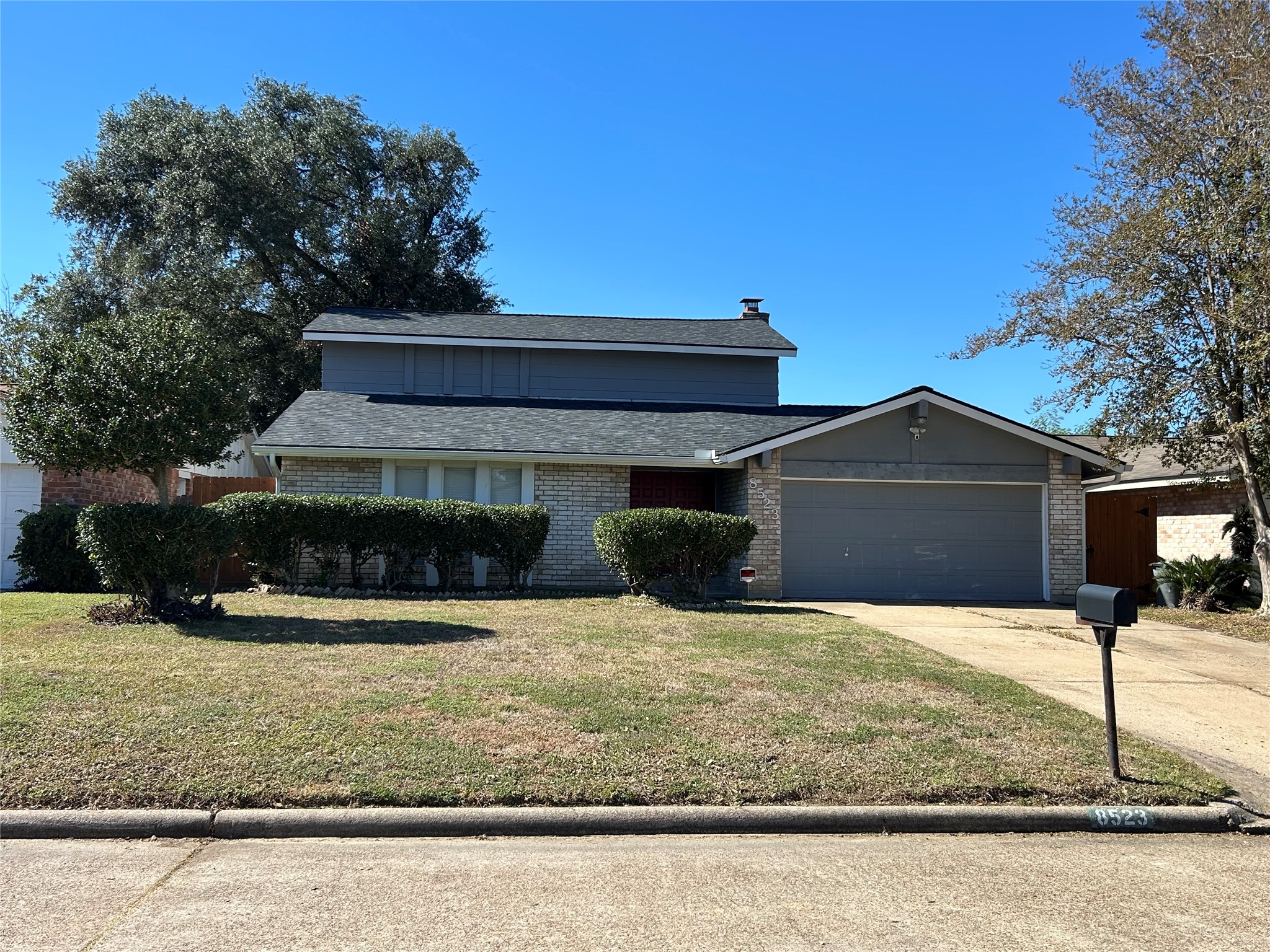 8523 Riverside Walk Lane Property Photo 1