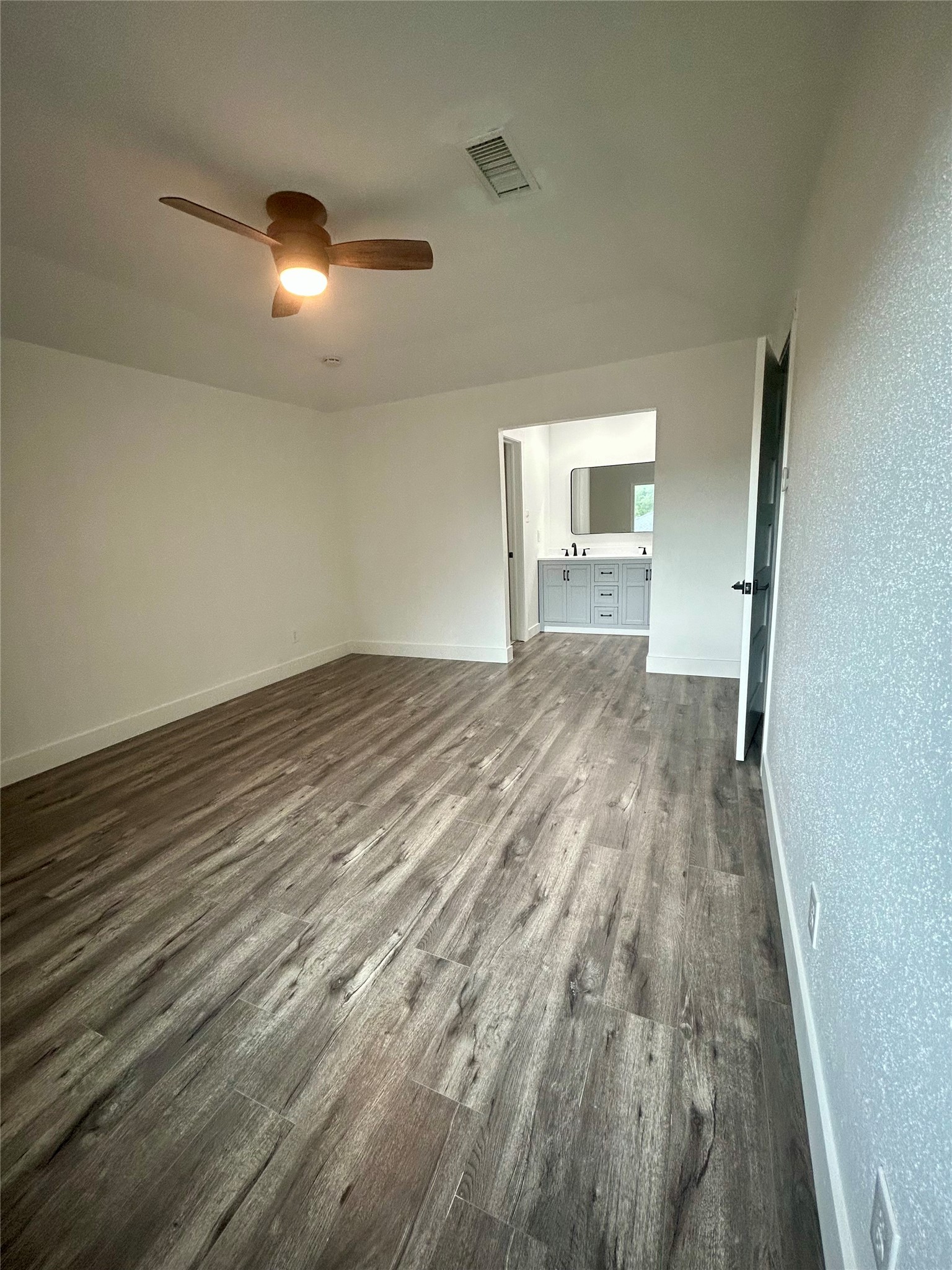 8523 Riverside Walk Lane Property Photo 10