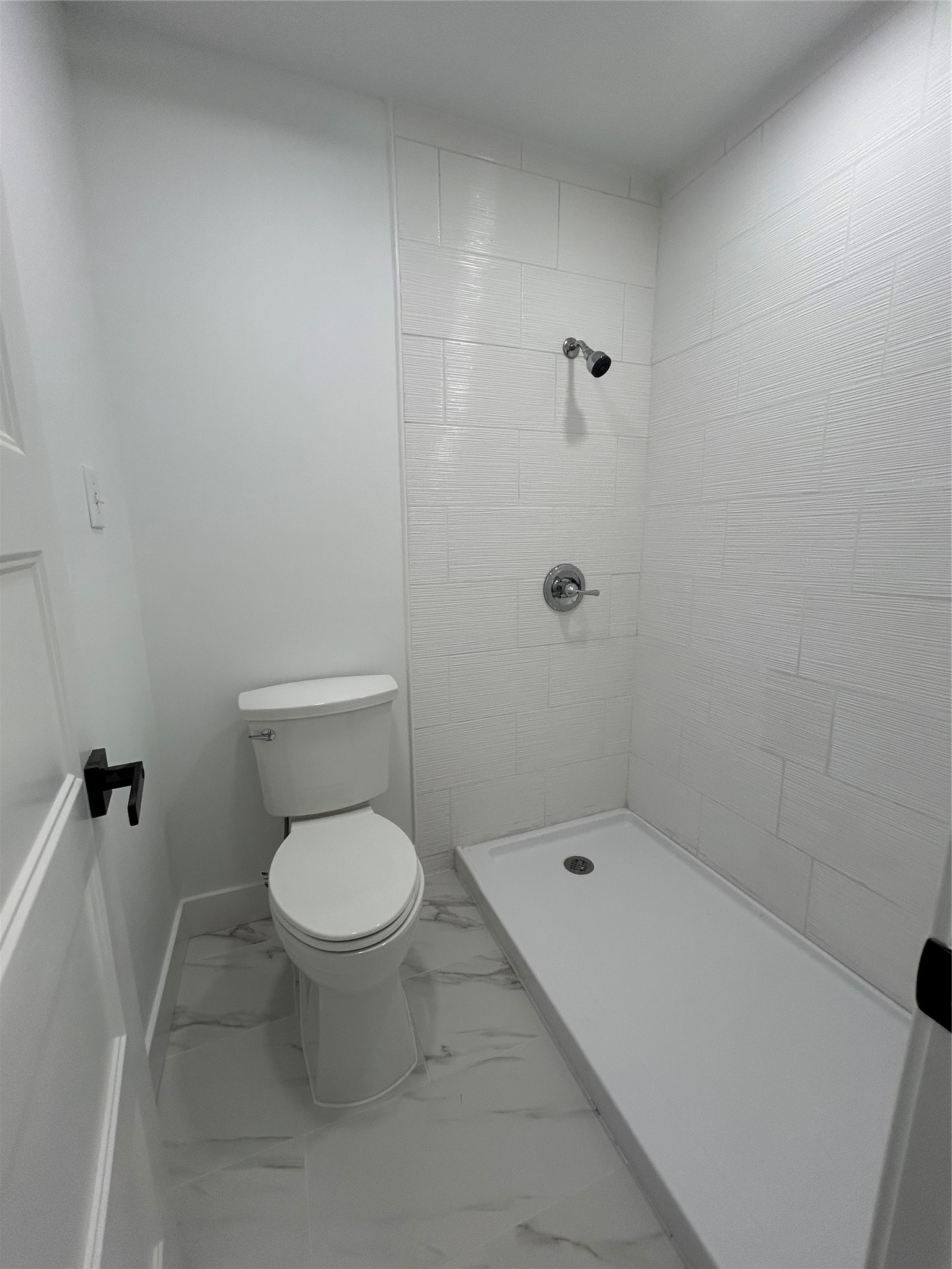 8523 Riverside Walk Lane Property Photo 11