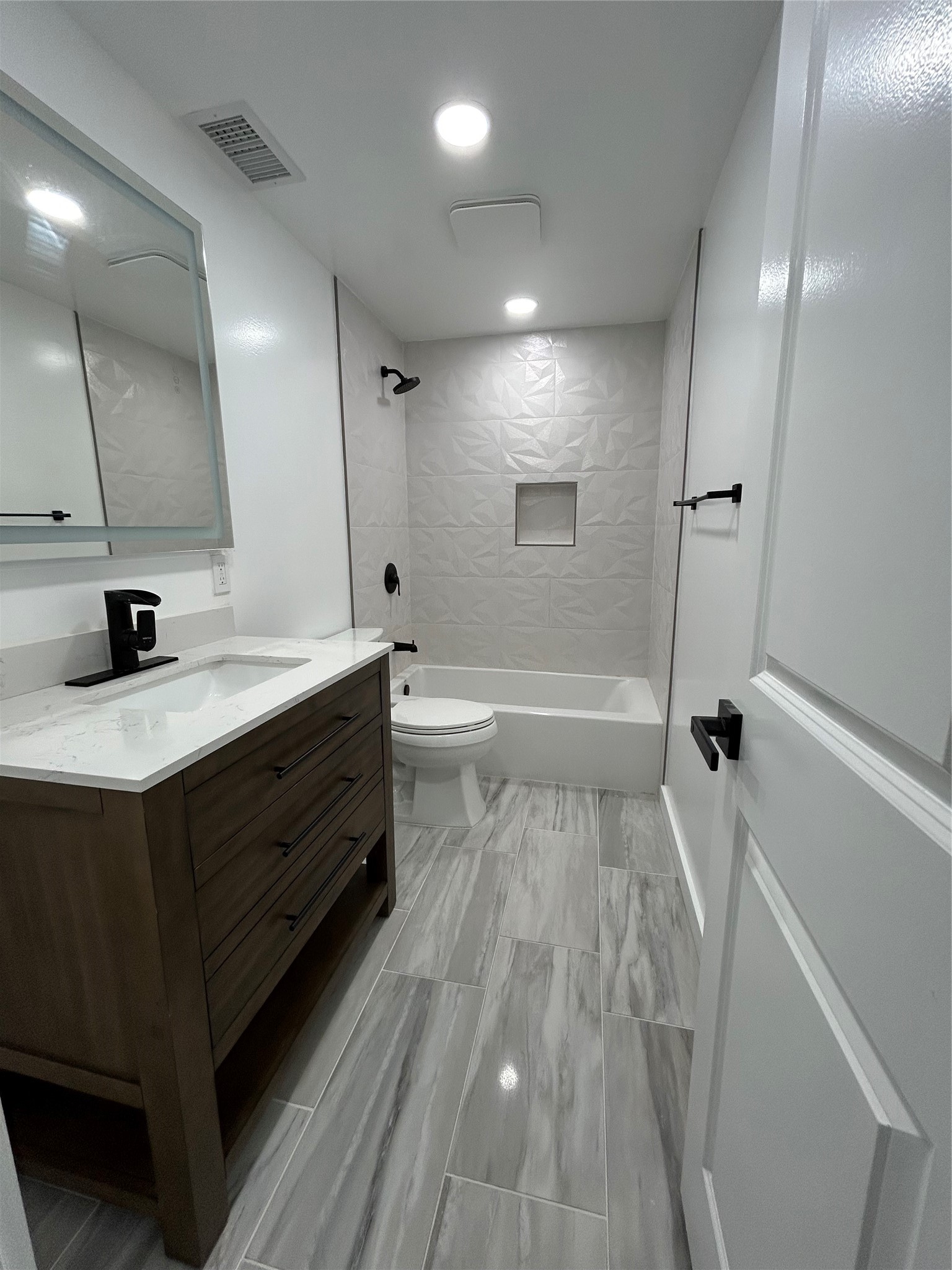 8523 Riverside Walk Lane Property Photo 15