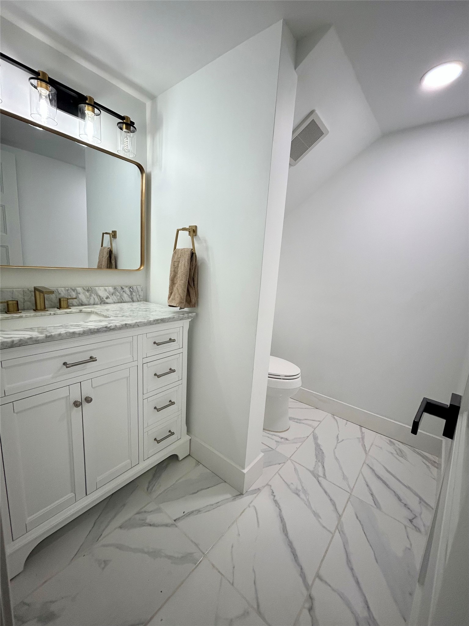 8523 Riverside Walk Lane Property Photo 16