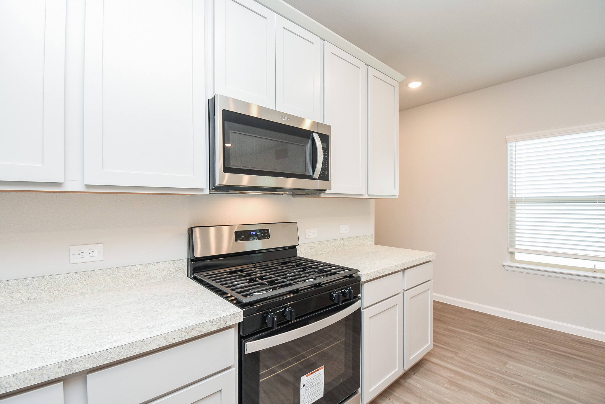 16493 Moss Lane Property Photo 11