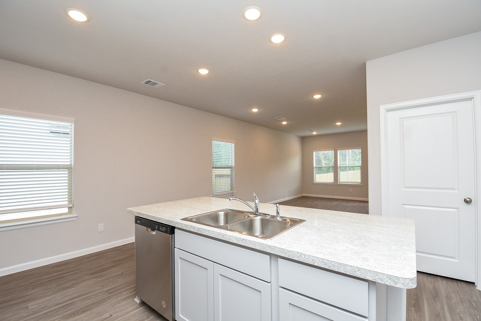 16493 Moss Lane Property Photo 13