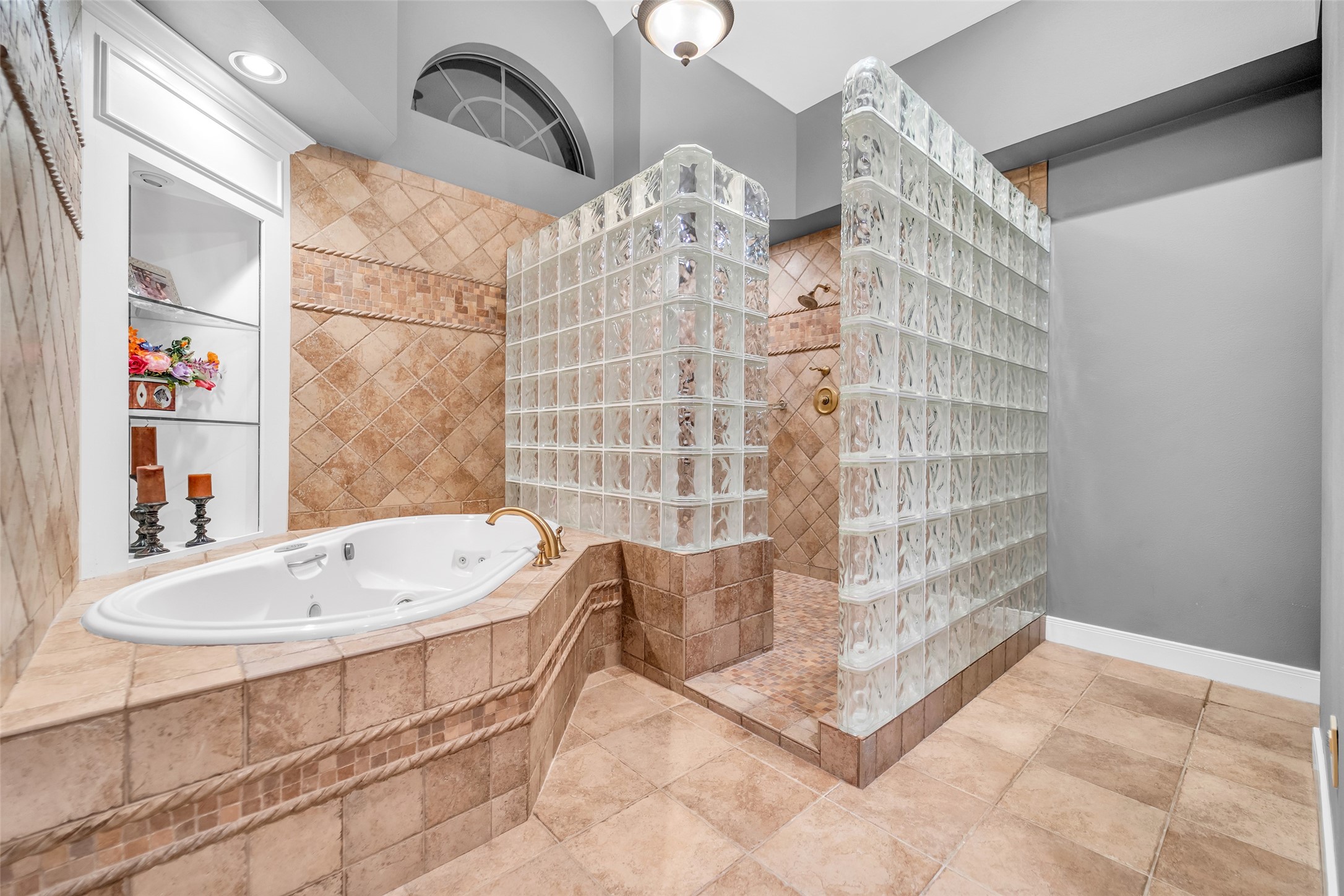 23 Muirfield Way Property Photo 33