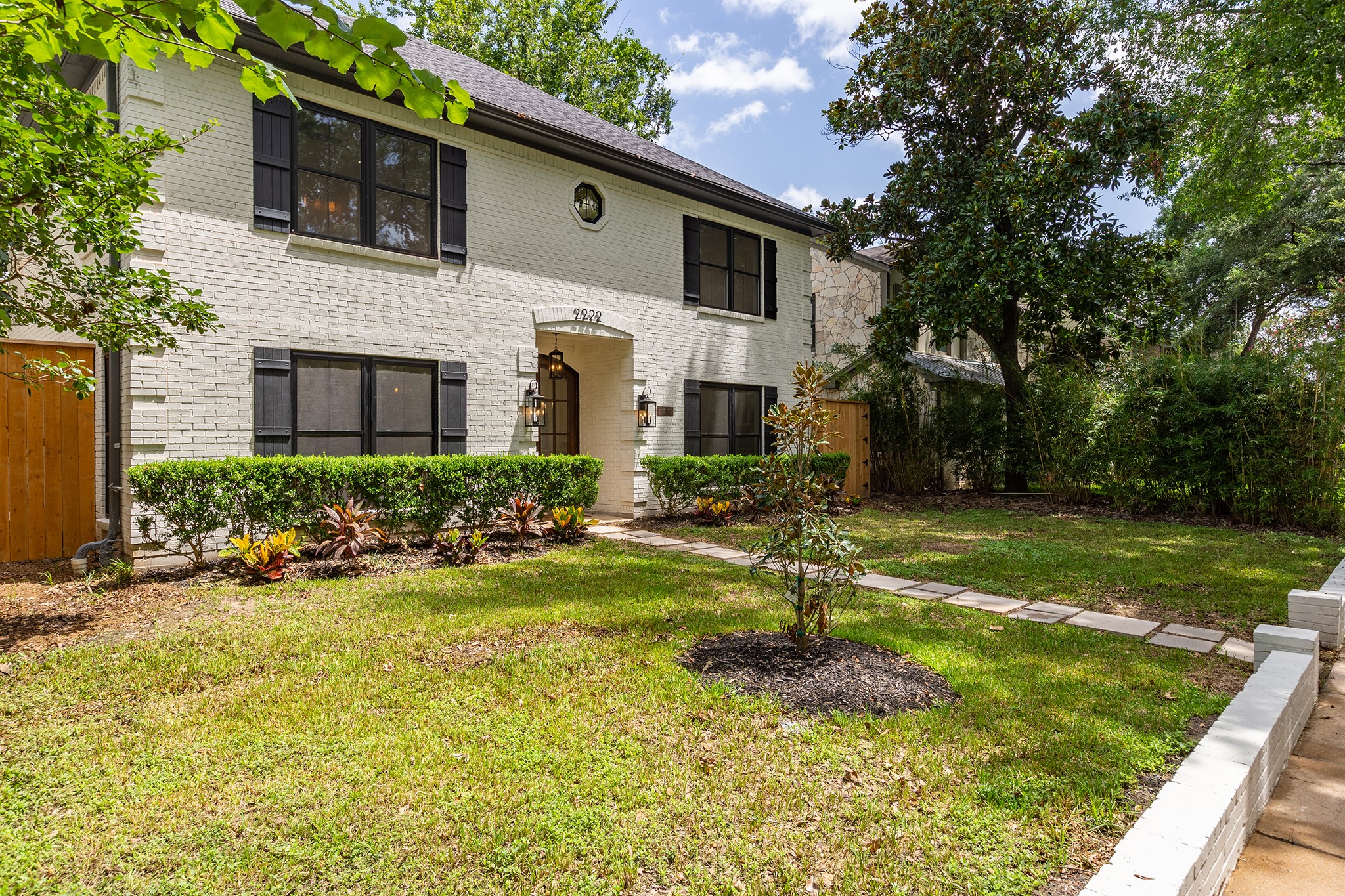 2222 Quenby Street Property Photo 44