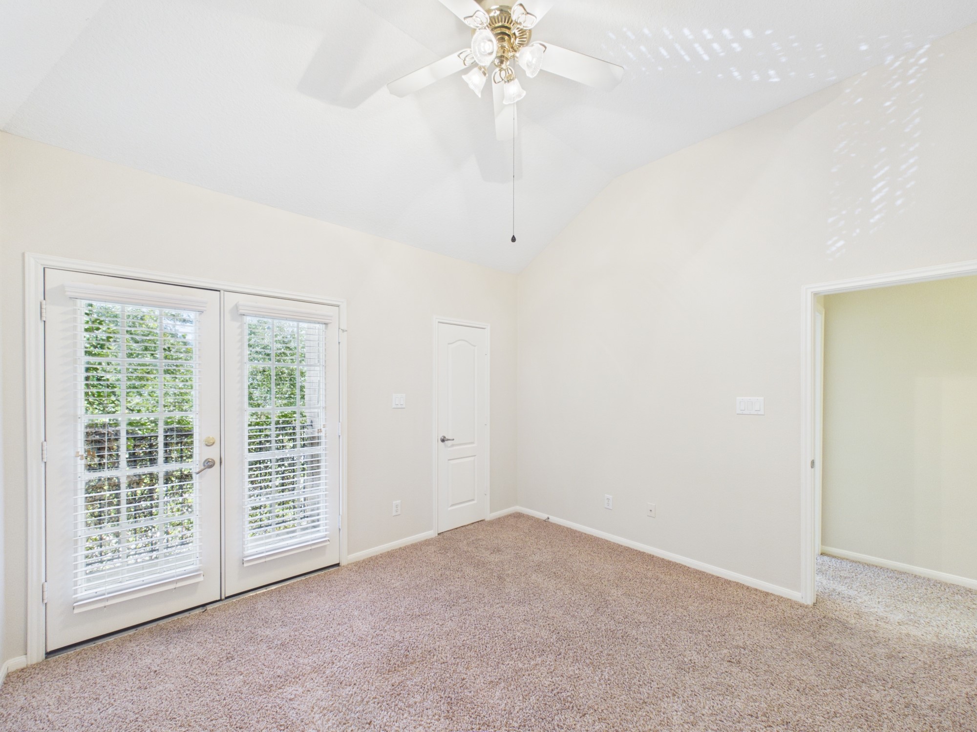 5449 Fairdale Lane Property Photo 35