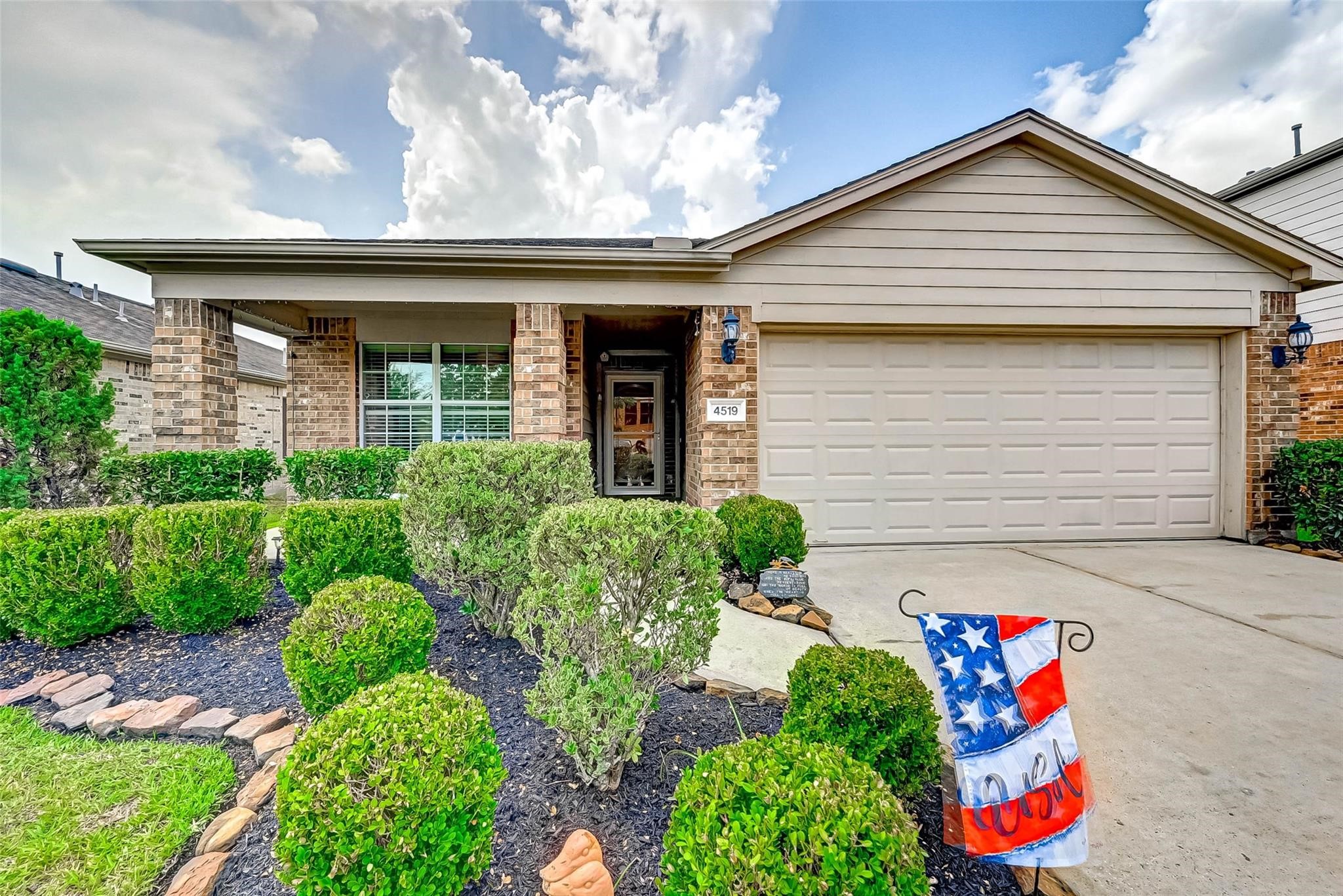4519 Woodspring Glen Lane Property Photo 1