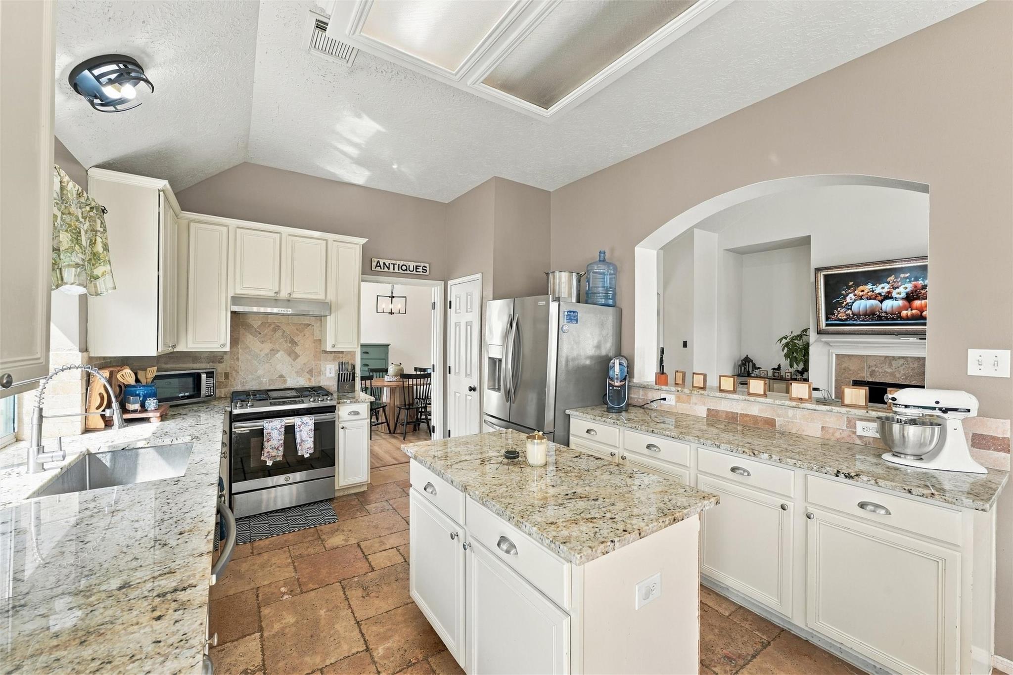 9510 Paintbrush Ledge Lane Property Photo 8
