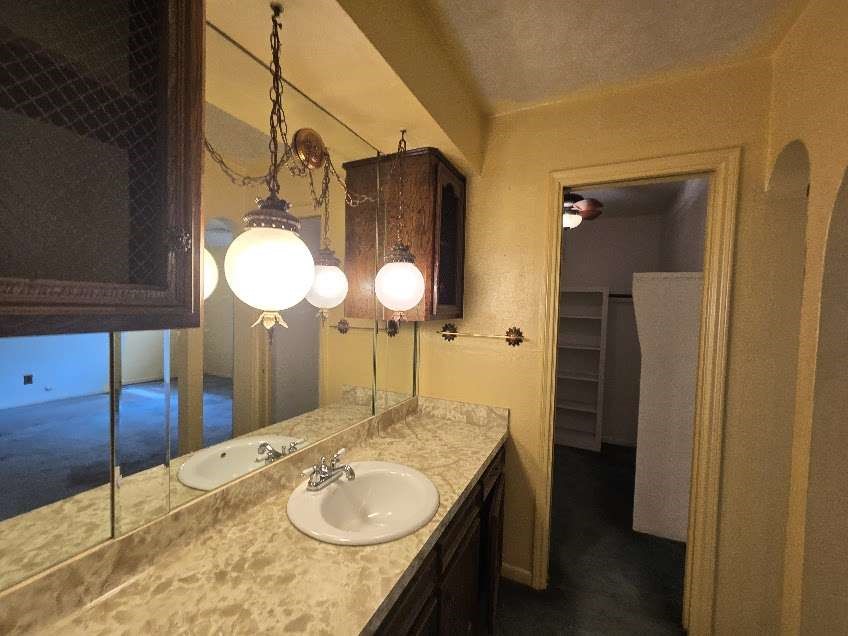 1307 Cactus Street Property Photo 4
