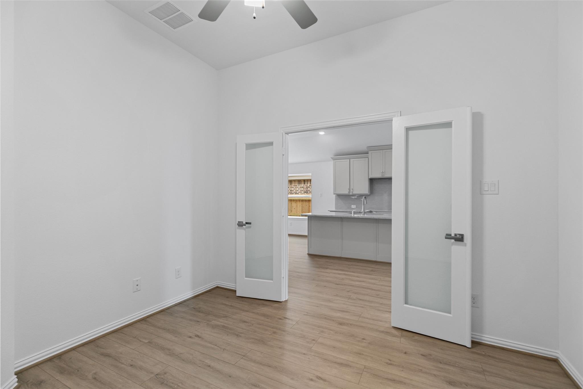 719 Evergreen Forest Lane, Bonney Tx 77583 Property Photo 16