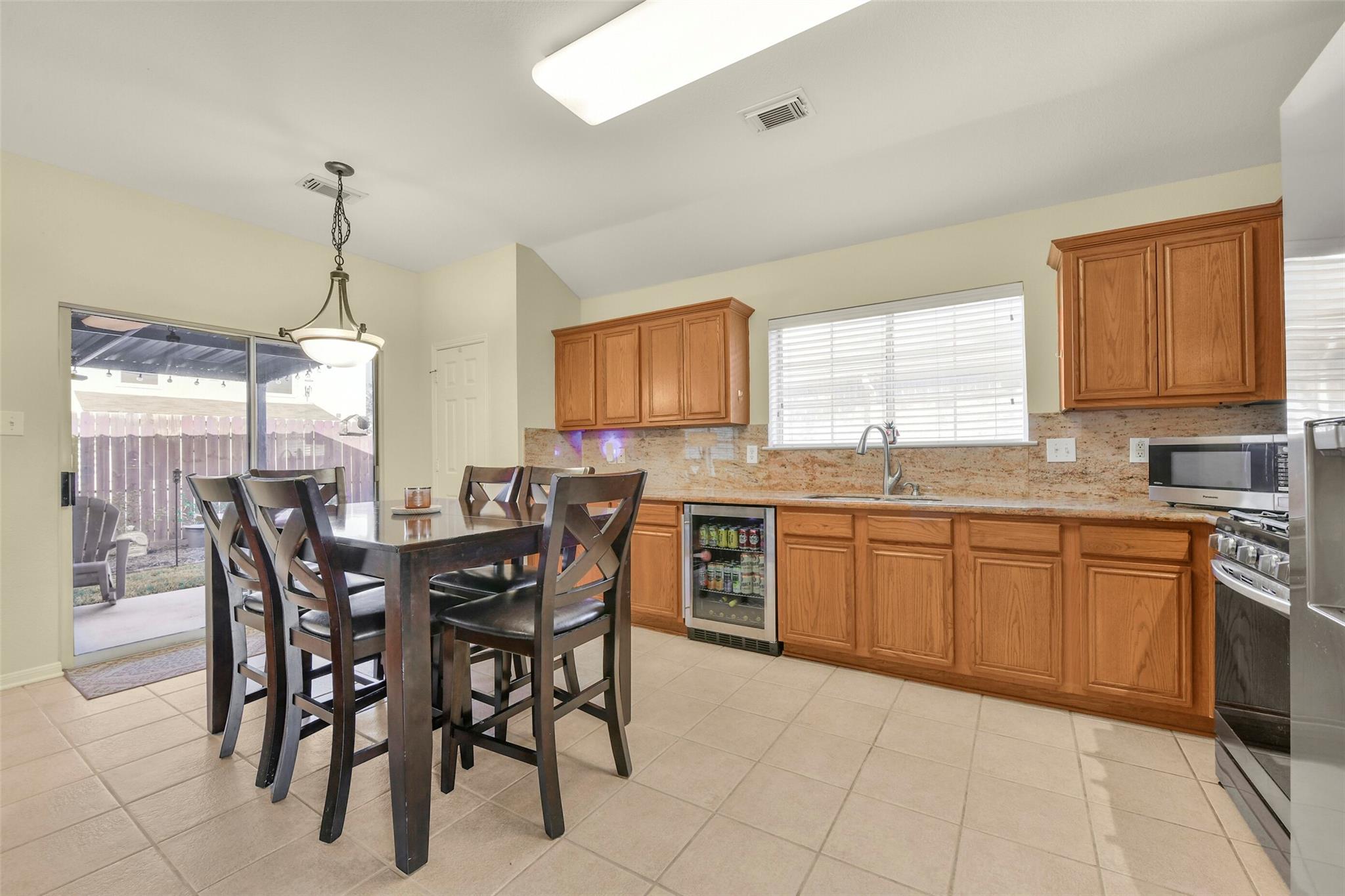12003 Gembrook Lane, Houston Tx 77089 Property Photo 10