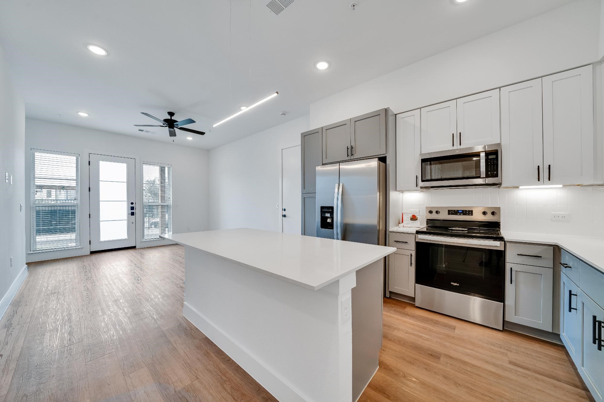 1601-621 Mustang Drive Property Photo 9