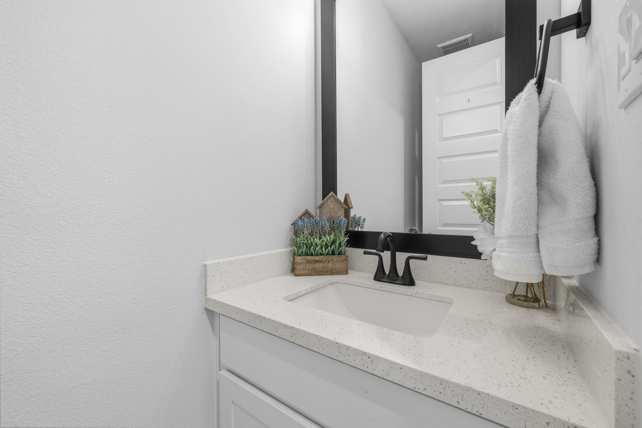 511 Carina Gaze Drive Property Photo 34