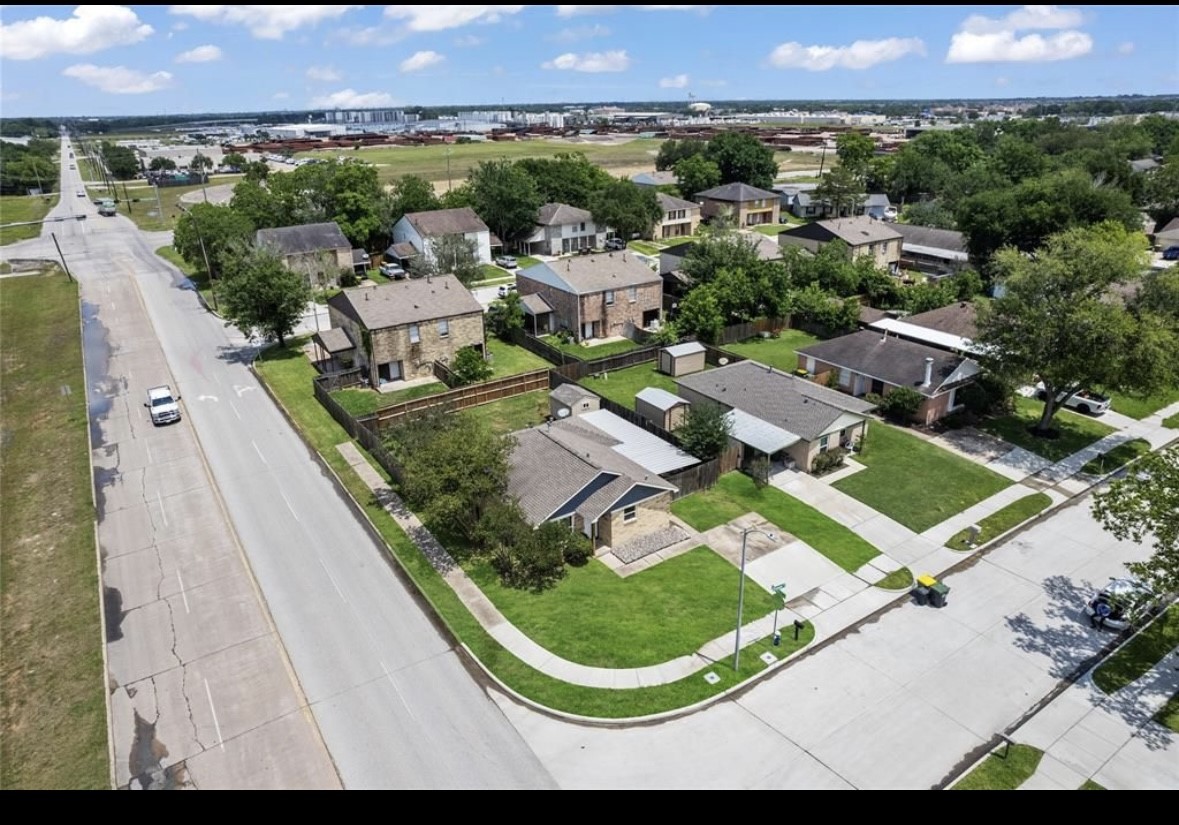 4640 Orange Circle S Property Photo 11