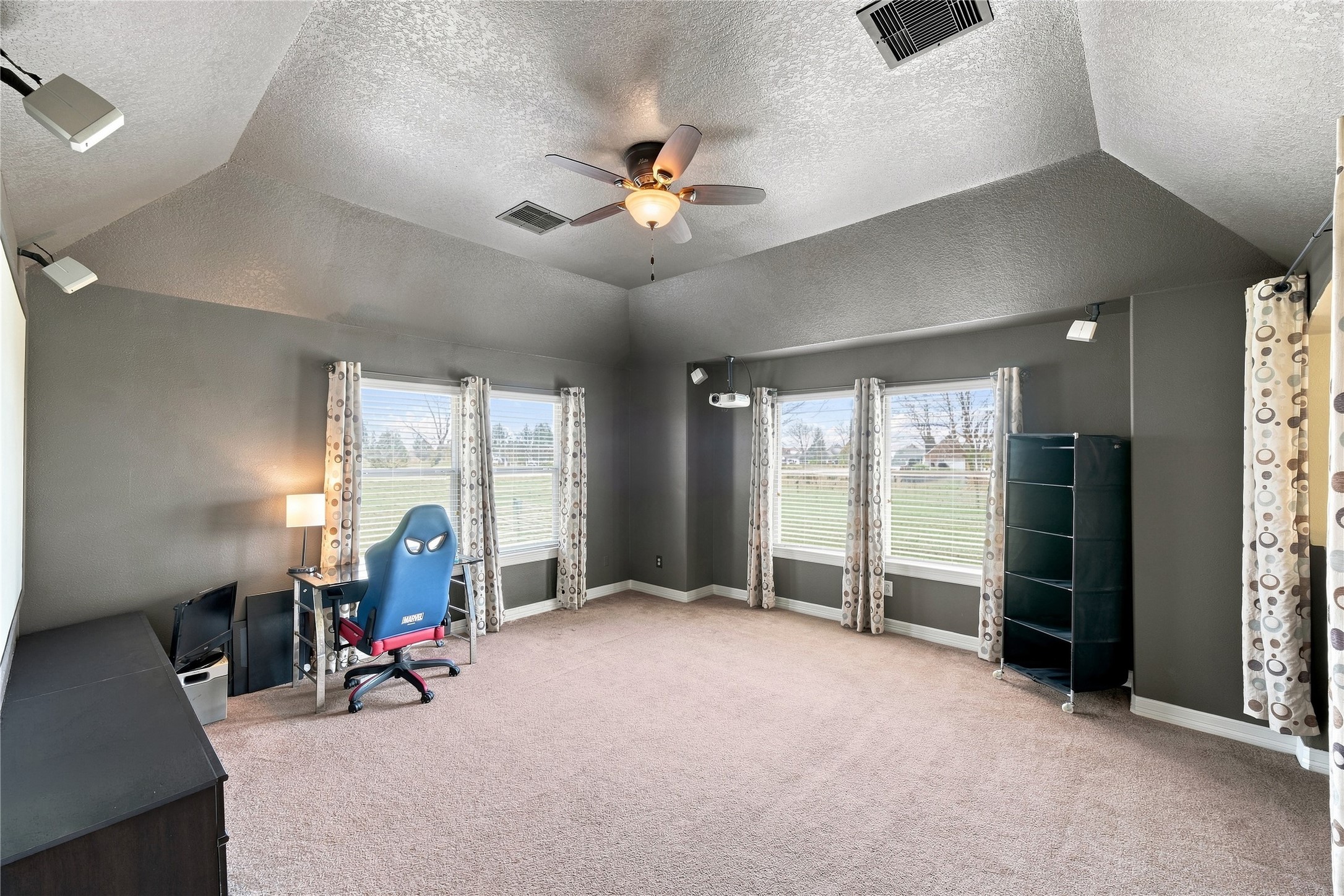 8950 Tumblewood Drive Property Photo 36