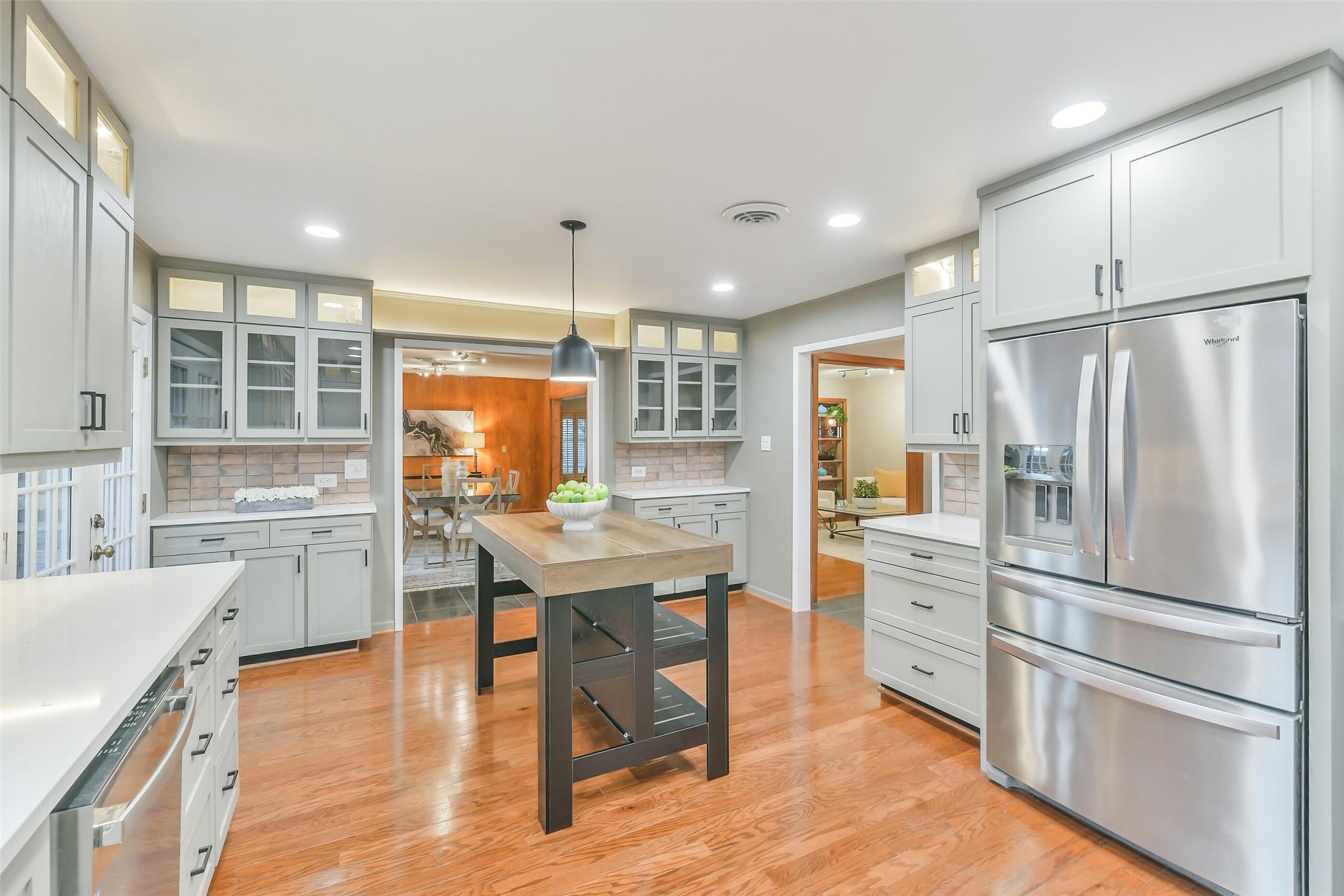 2205 Lazybrook Drive Property Photo 12