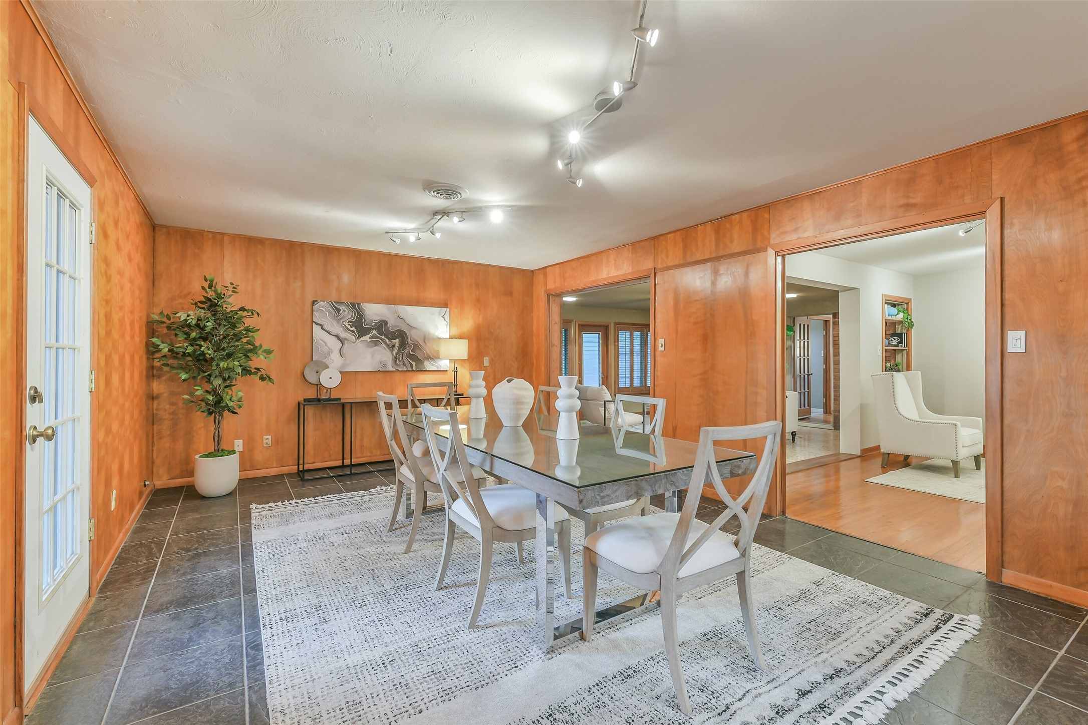 2205 Lazybrook Drive Property Photo 19