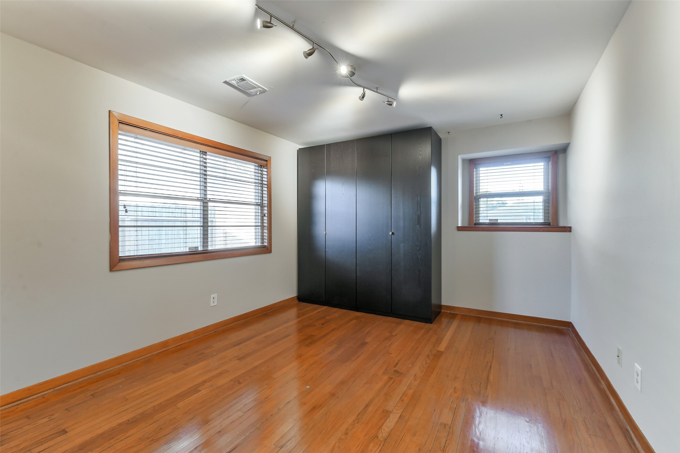 2205 Lazybrook Drive Property Photo 33