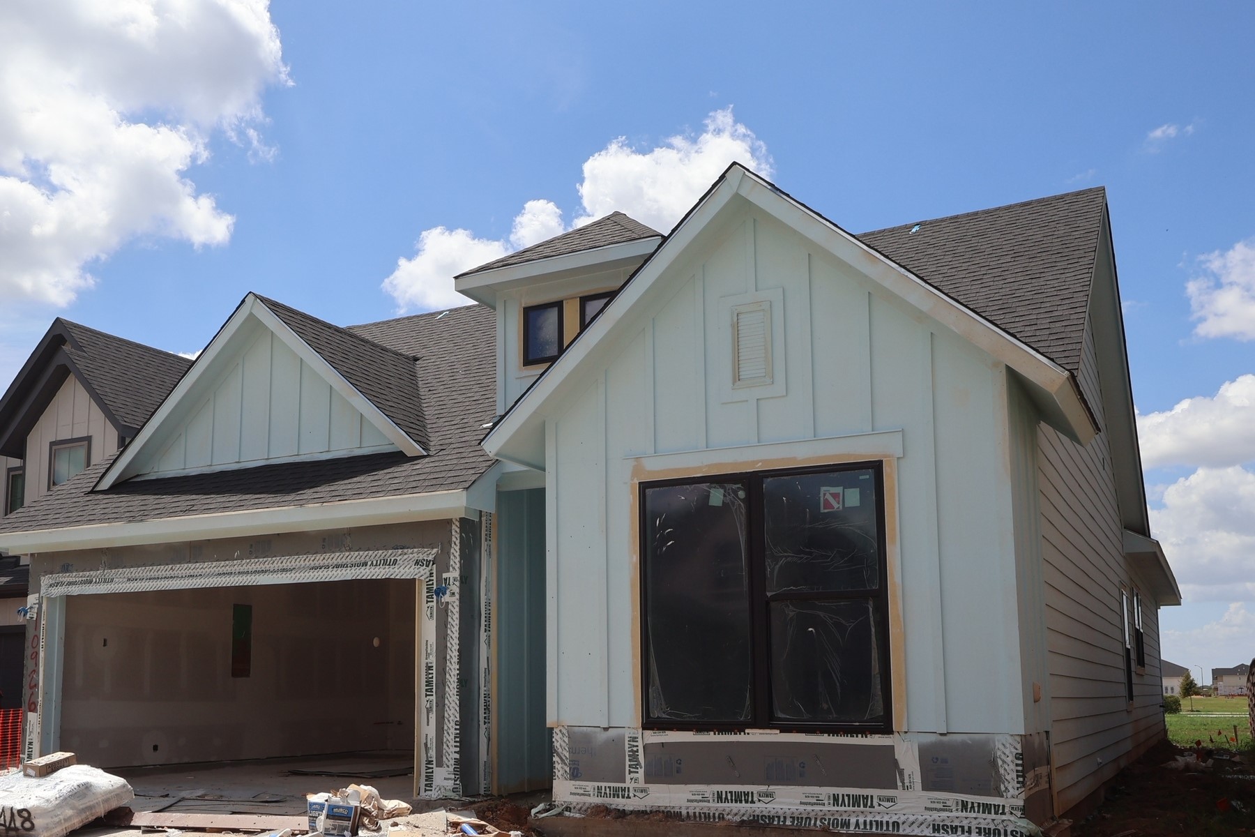 10926 Endeavor Drive Property Photo 2