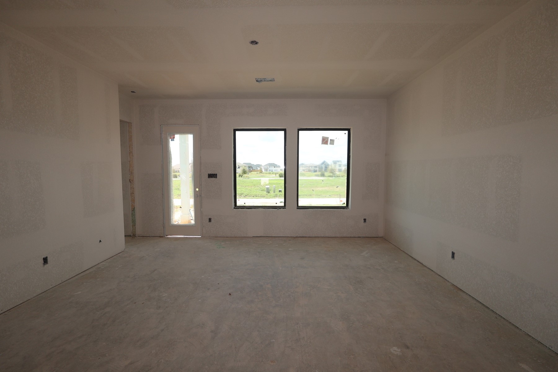 10926 Endeavor Drive Property Photo 15