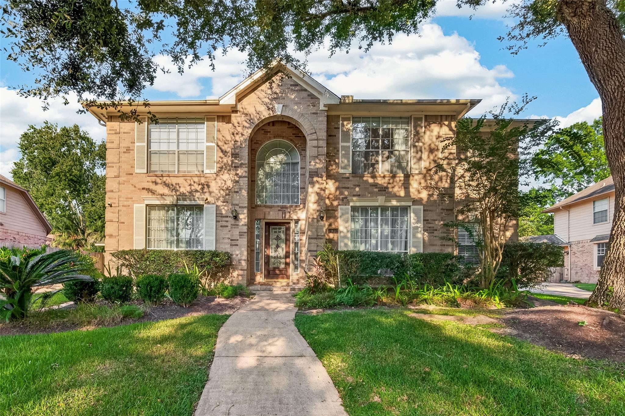 3810 Canary Grass Lane, Houston Tx 77059 Property Photo 1