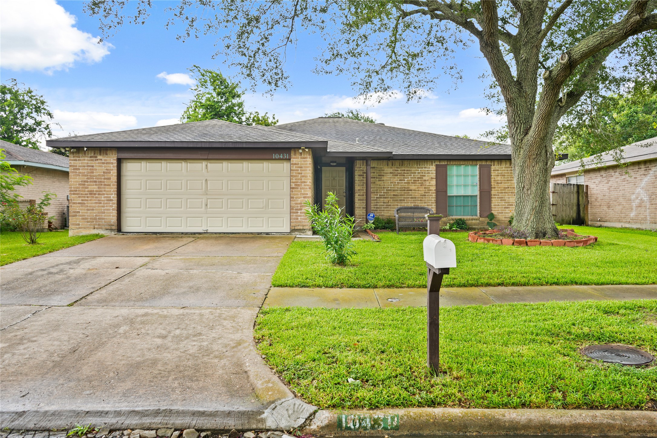 10431 Odessa Drive Property Photo 1