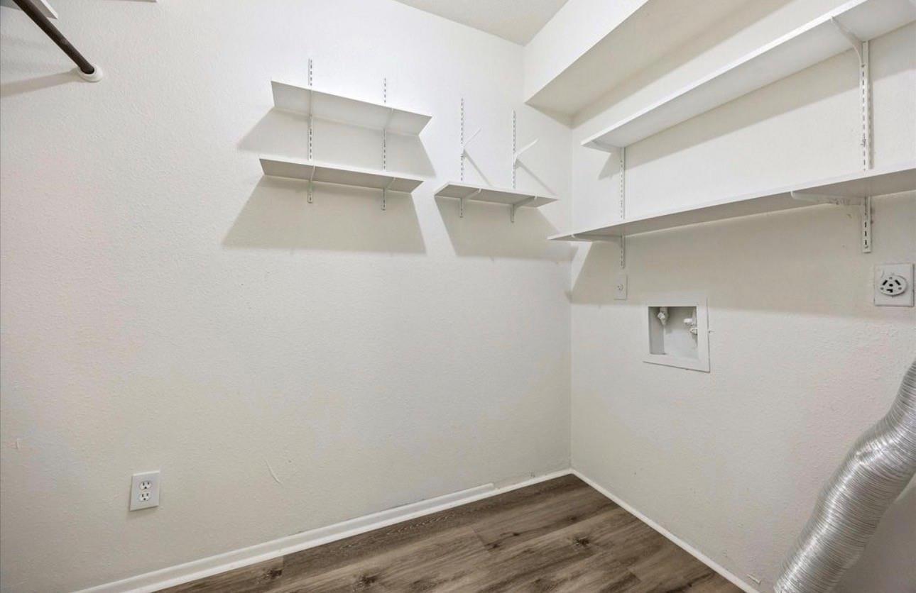 6500 Sands Point Drive 407 Property Photo 5