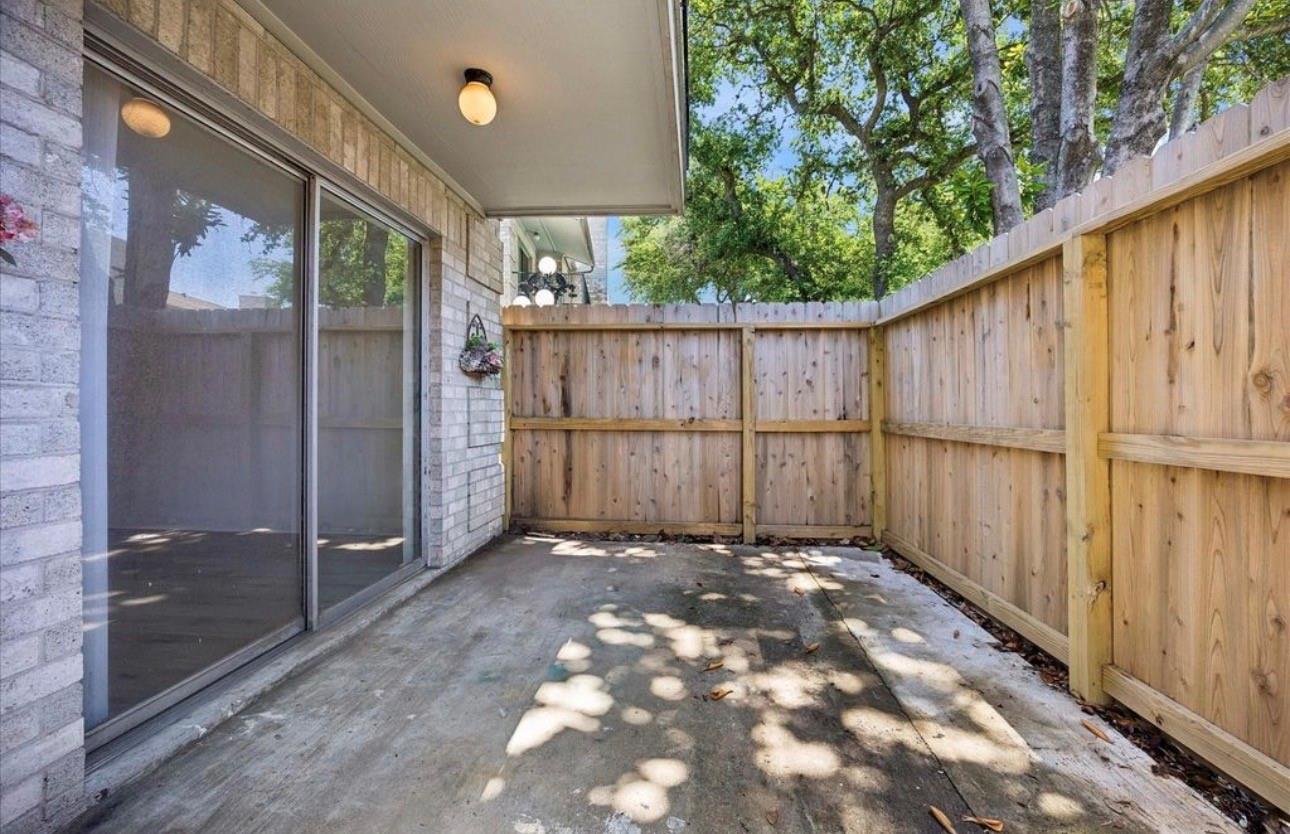 6500 Sands Point Drive 407 Property Photo 6