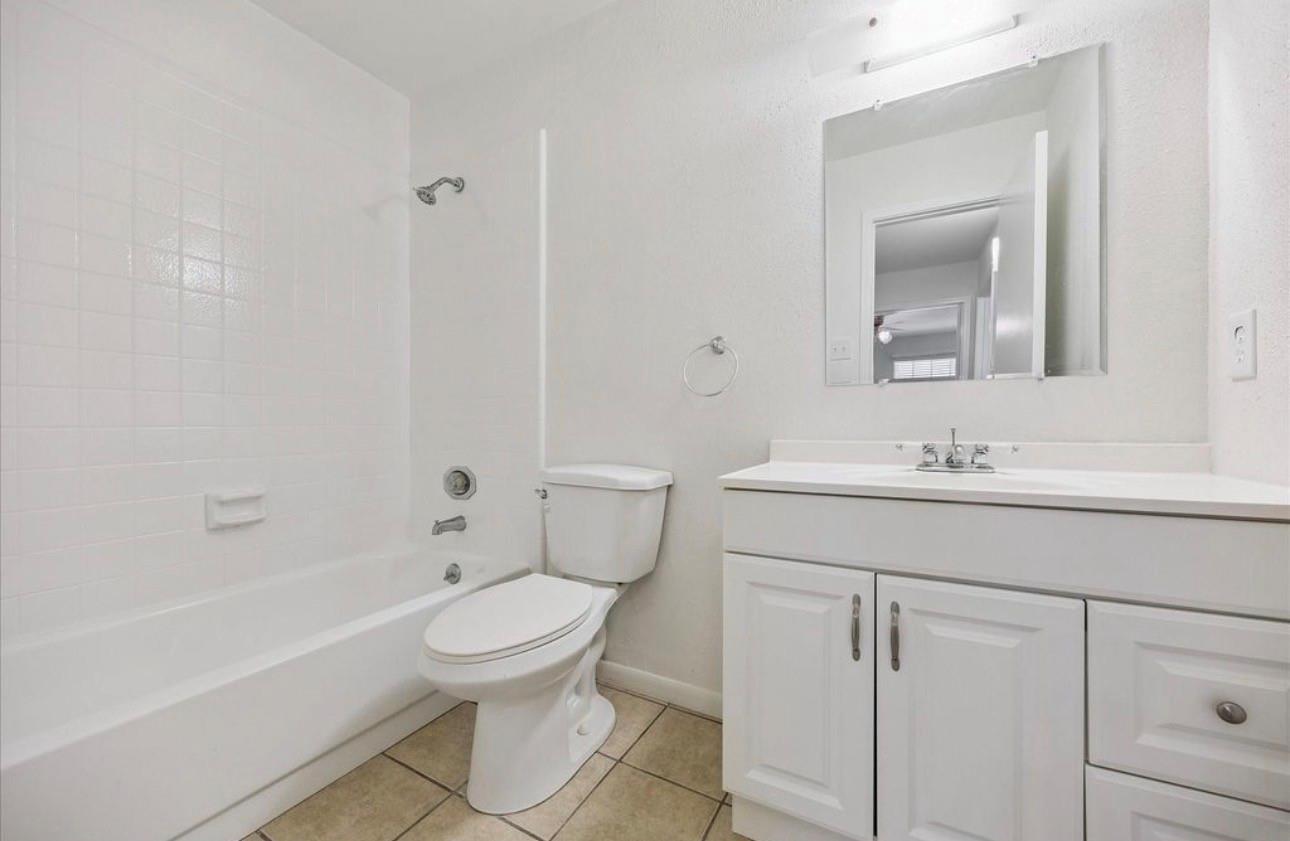 6500 Sands Point Drive 407 Property Photo 10