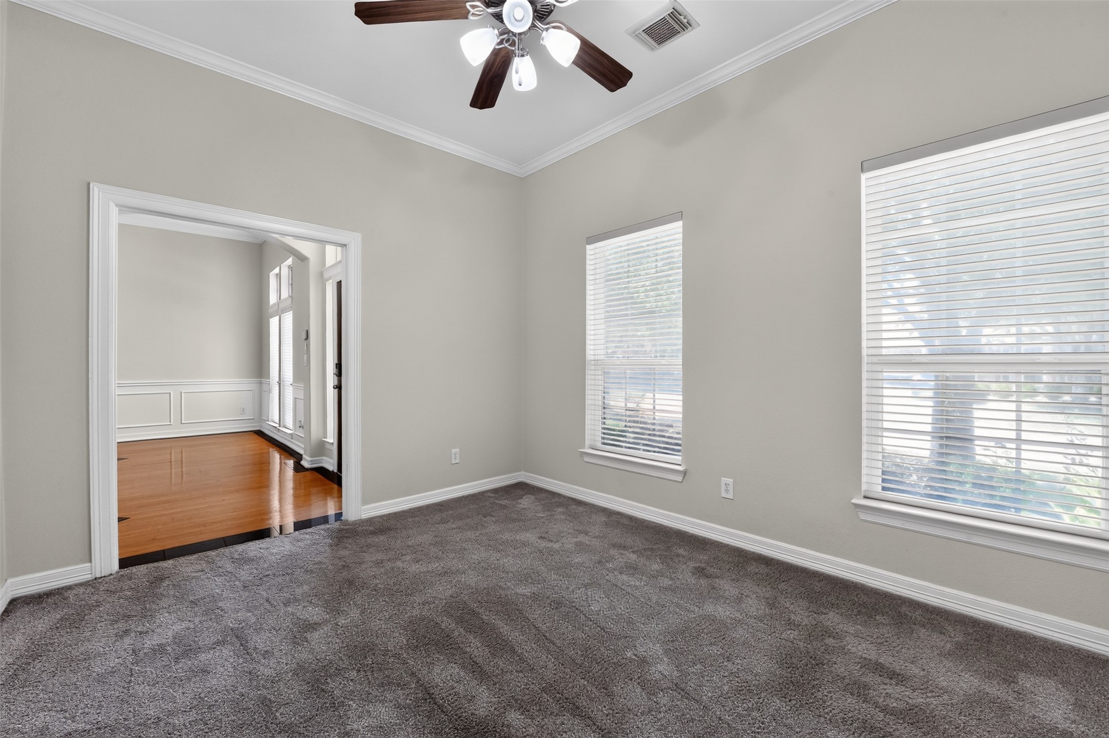 12009 Cedar Creek Drive Property Photo 11