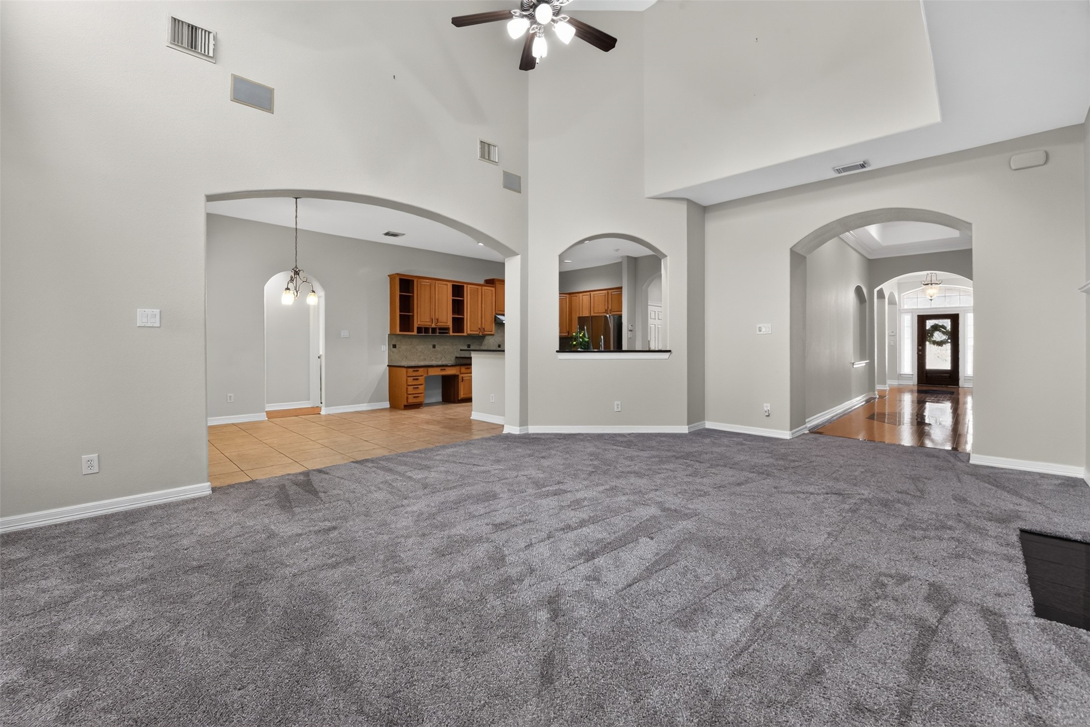 12009 Cedar Creek Drive Property Photo 16