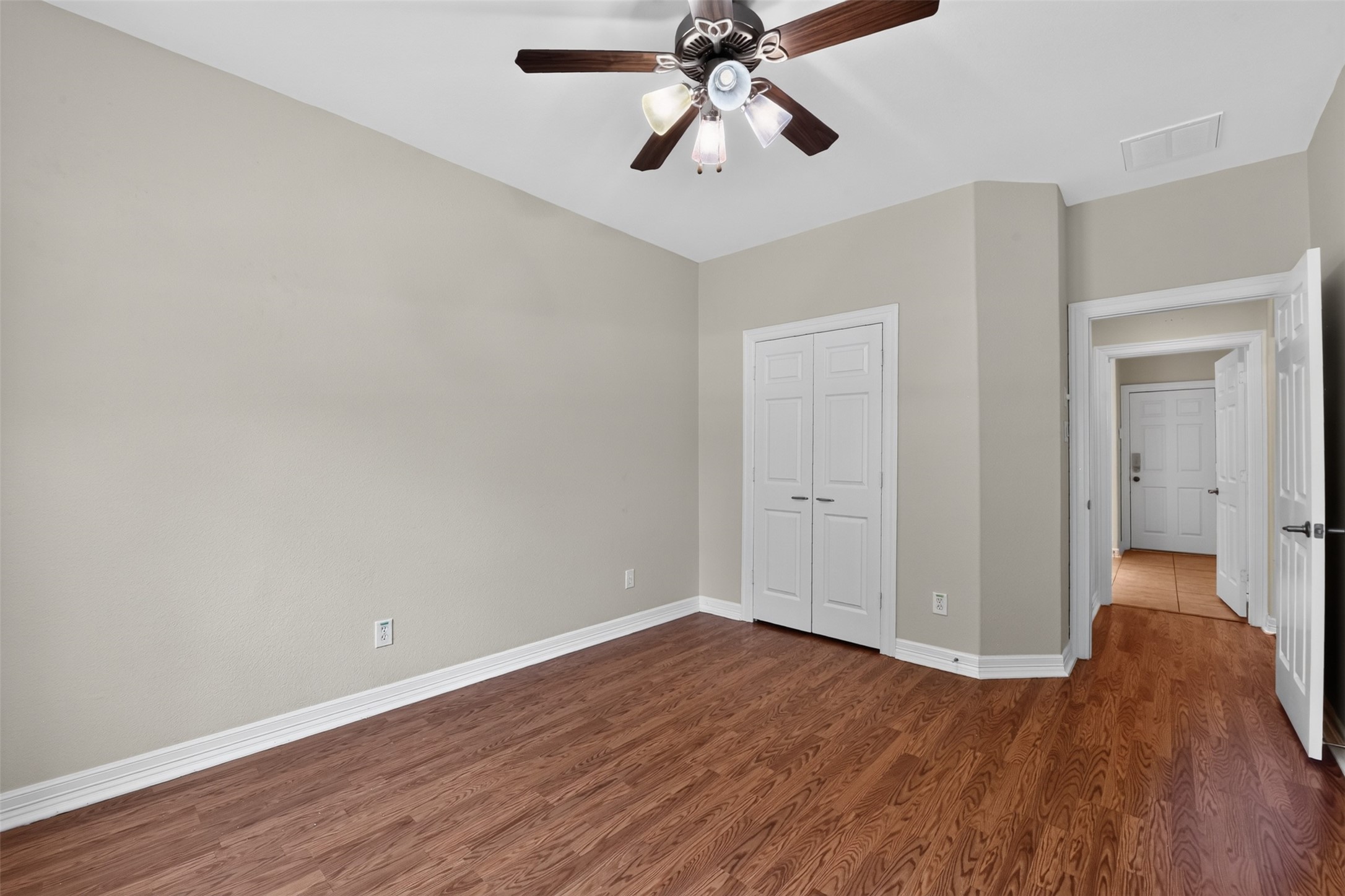 12009 Cedar Creek Drive Property Photo 29