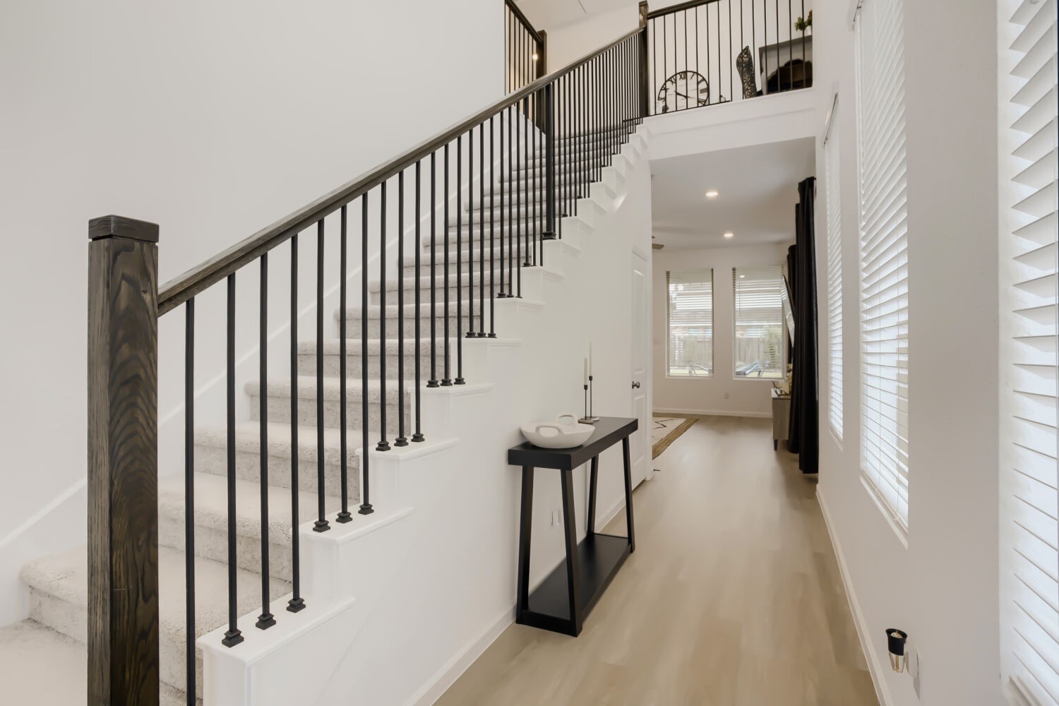 4252 Waterlily Spring Way Property Photo 4