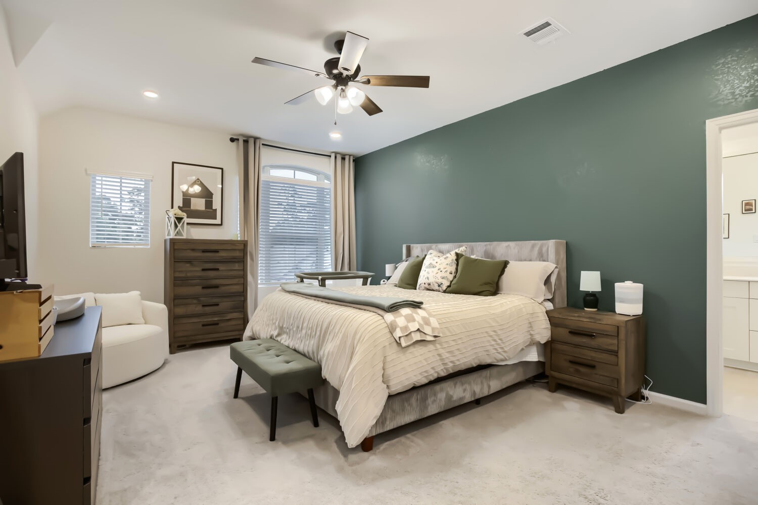 4252 Waterlily Spring Way Property Photo 15