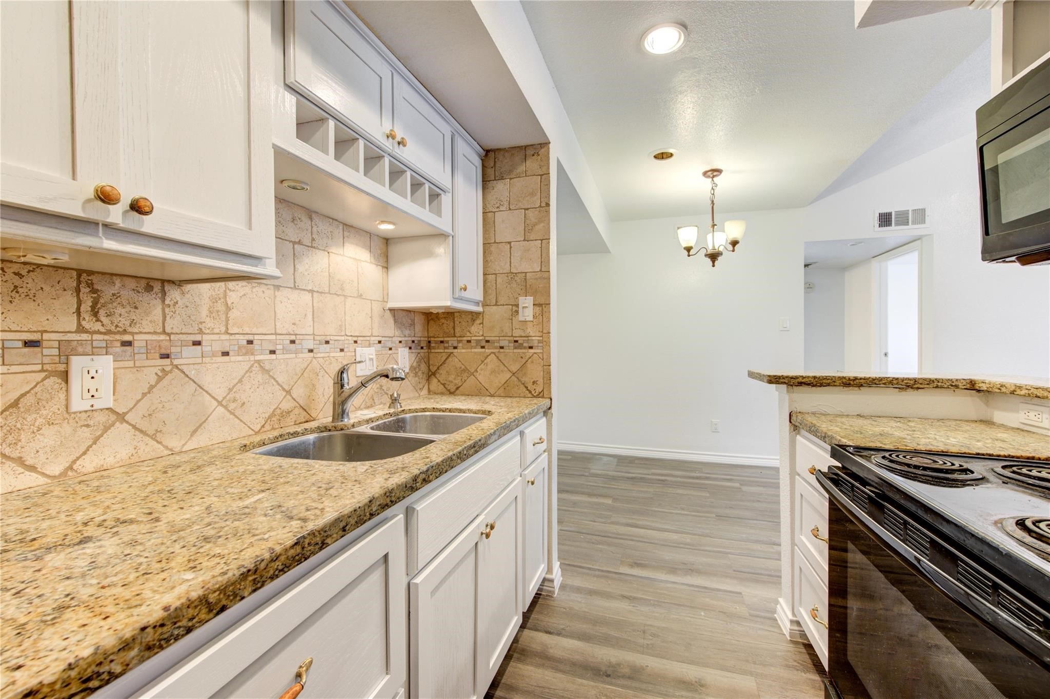 10202 Forum Park Drive 256 Property Photo 13