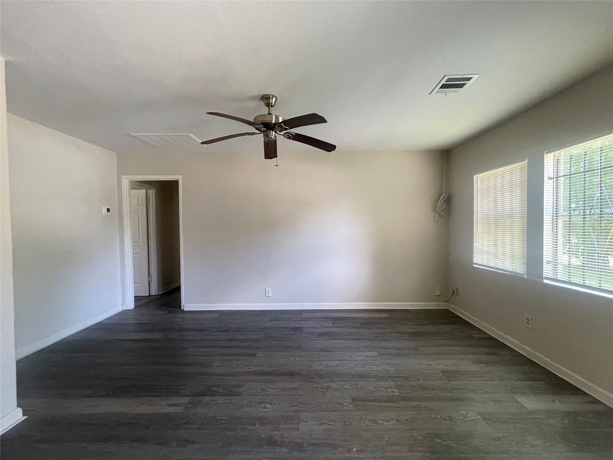 10509 Fairland Drive Property Photo 3